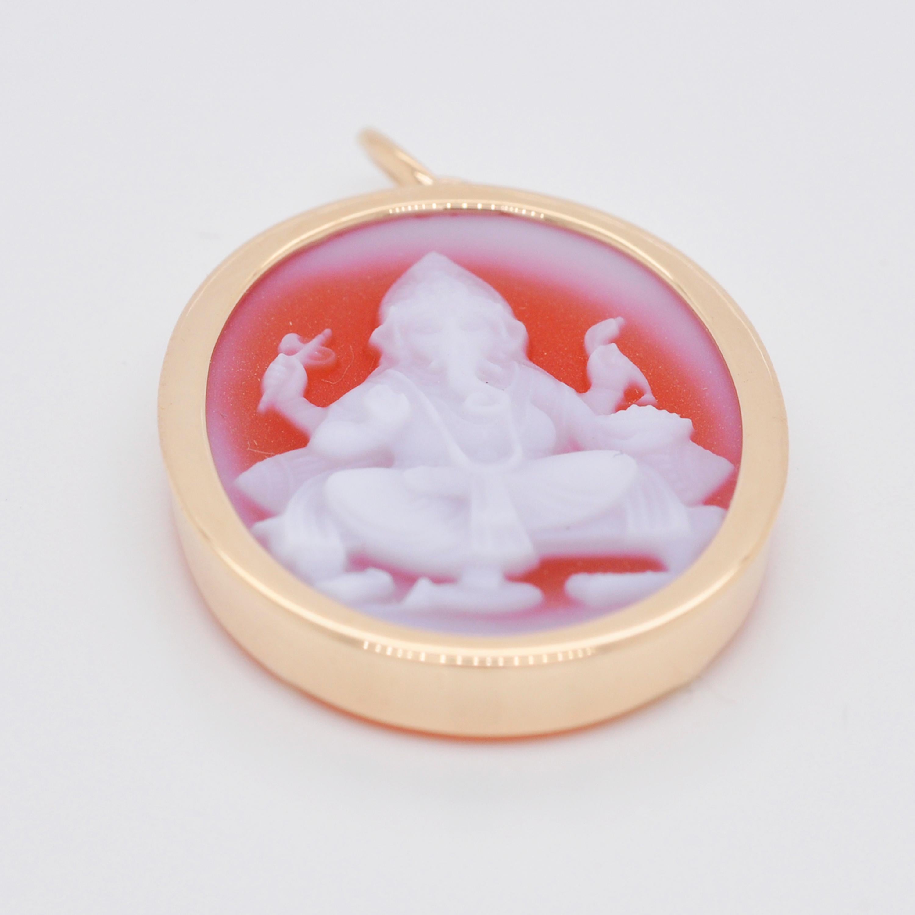 Reversible 18 Karat Yellow Gold Ganesha Agate Cameo Om Pendant Necklace For Sale 7