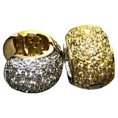 Reversible 18K Platin Fancy Gelb Weiß Diamant Pave Huggie Ohrringe 2,96ctw