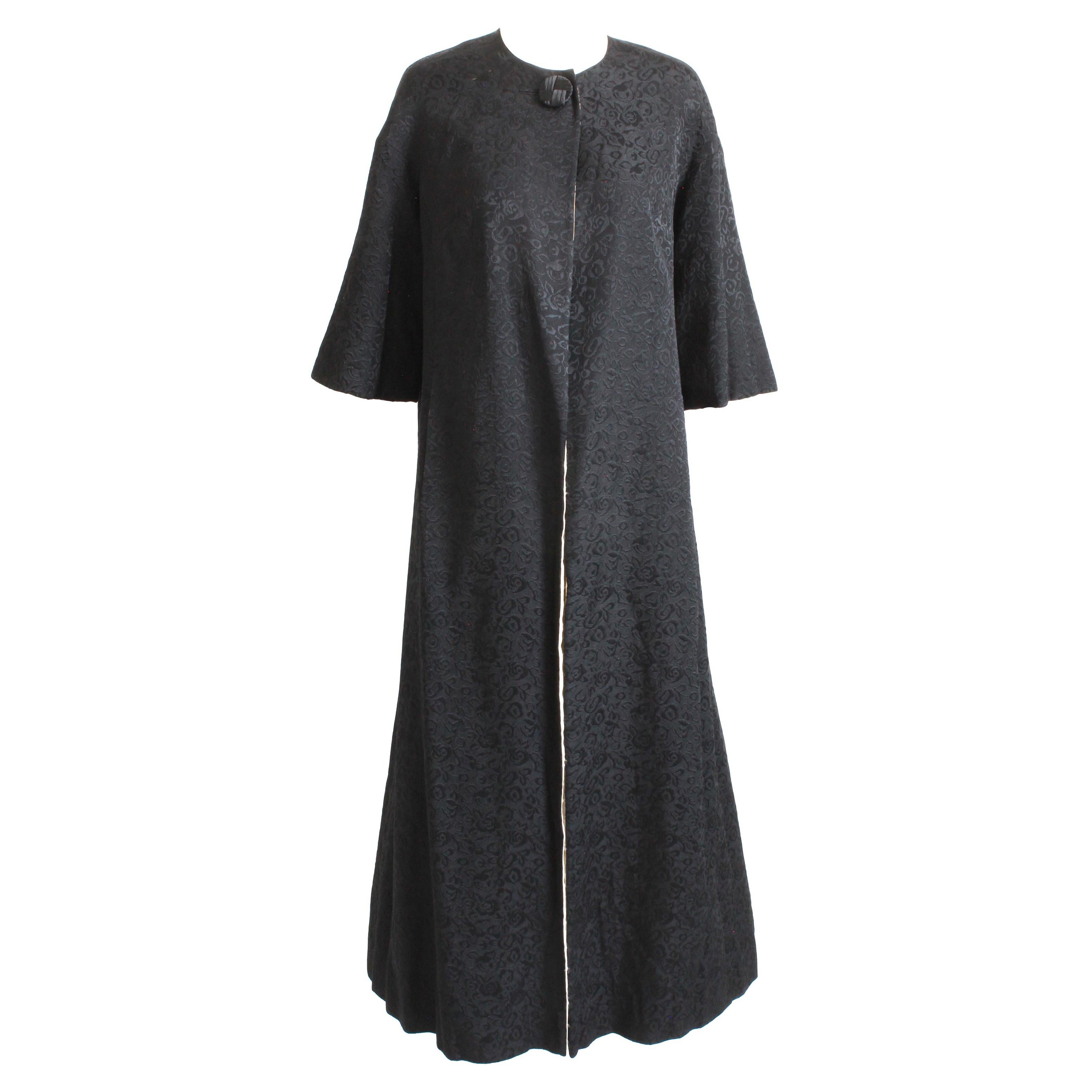 Reversible Black 
Cream Floral Brocade Opera Coat Mid-Century Vintage 60s M For Sale