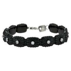 Wendbares Armband aus schwarzem Knightsteel mit Platin und Diamanten von Zoltan David