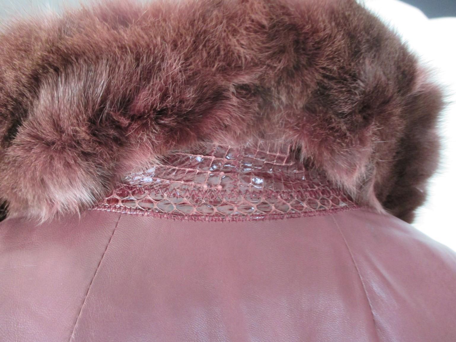 Reversible Bordeaux Long Fur and Leather Snake Print Coat In Good Condition For Sale In Amsterdam, NL