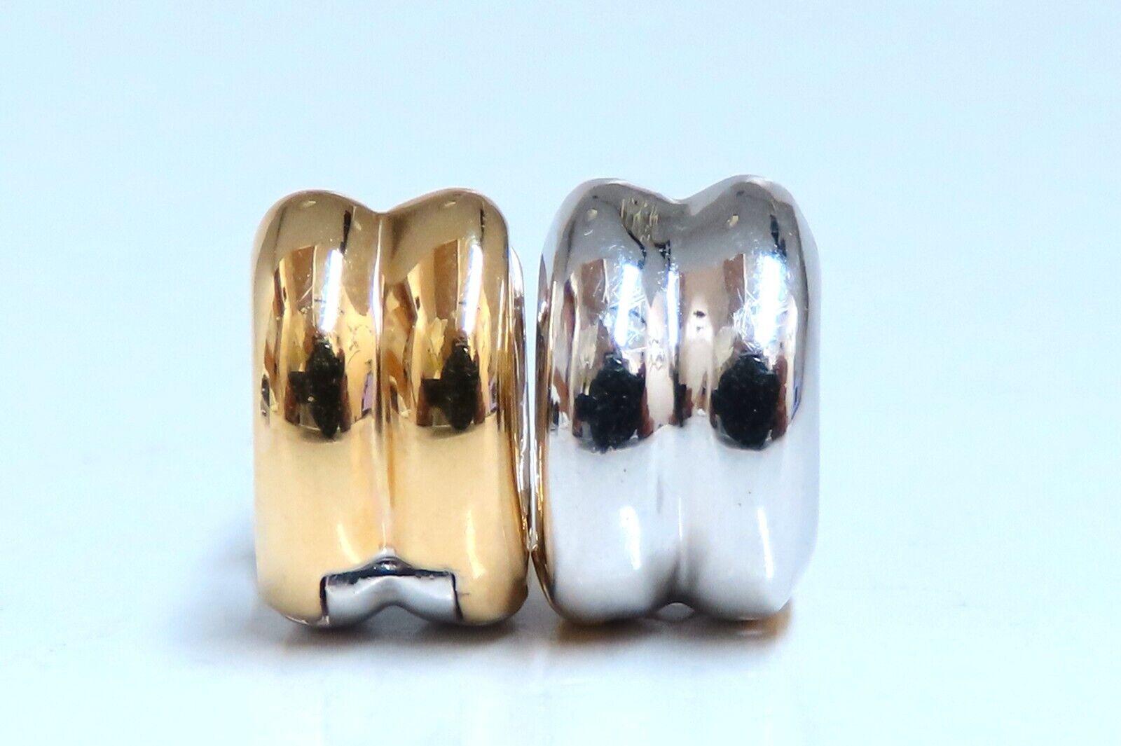 Reversible Classic Huggie Clip Earrings 14kt Gold In New Condition In New York, NY