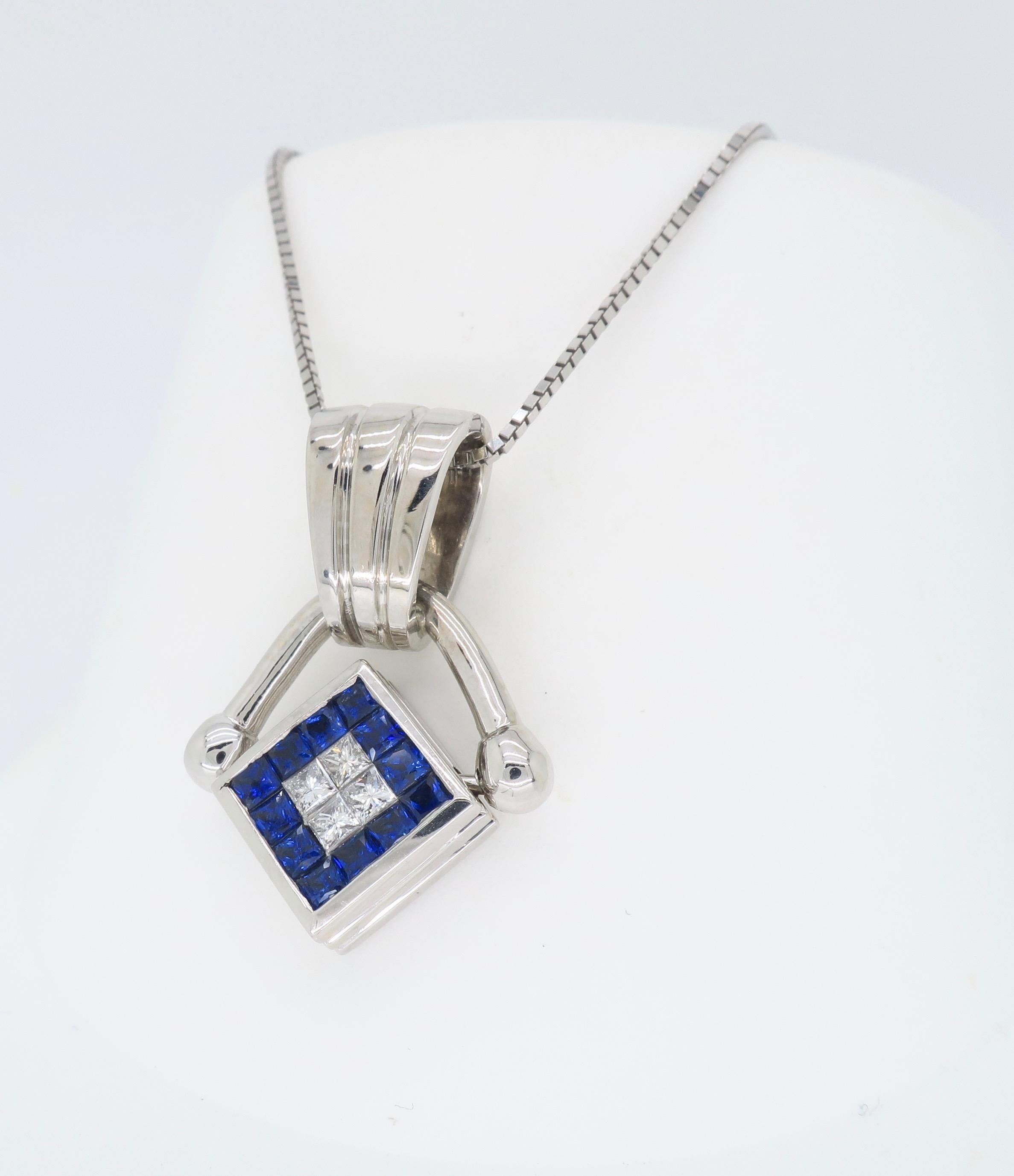 Reversible Diamond and Blue Sapphire Pendant Necklace For Sale 4