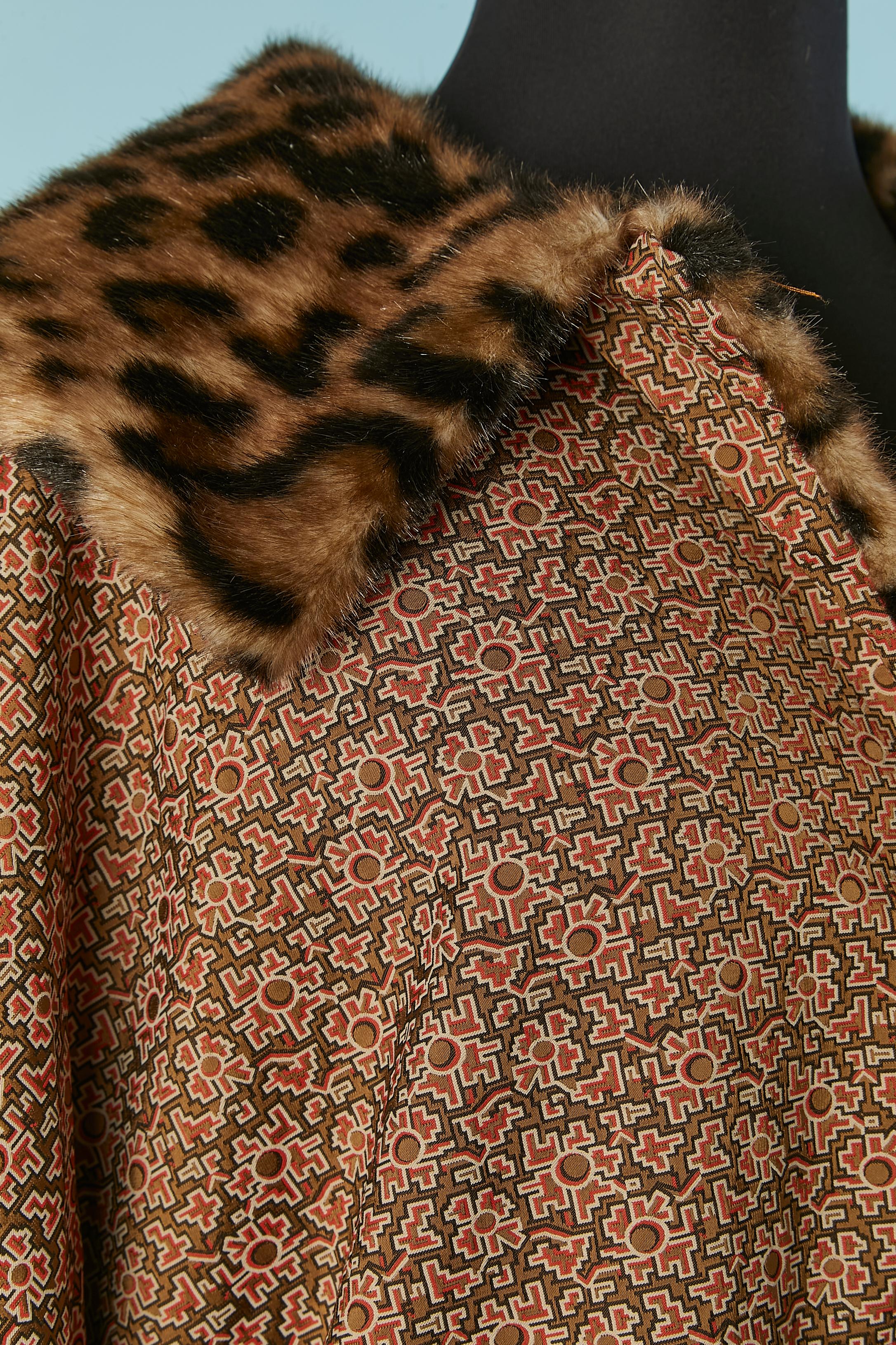 Wendbarer Kunstpelzmantel mit Leopardenmuster und Jacquard auf der anderen Seite ETRO im Angebot 4