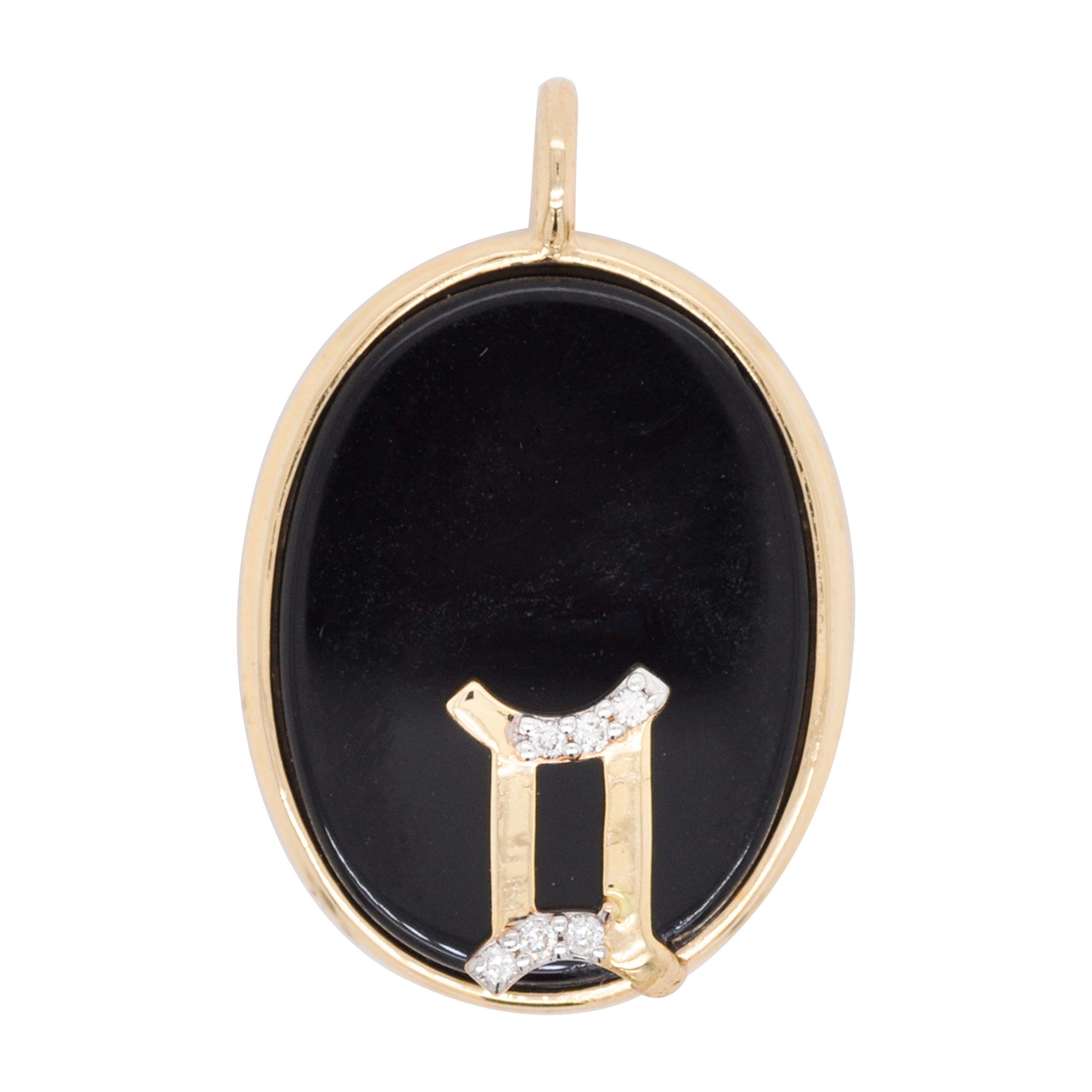 Reversible Gemini Carving Cameo Zodiac Diamond 14 Karat Gold Pendant Necklace For Sale 3