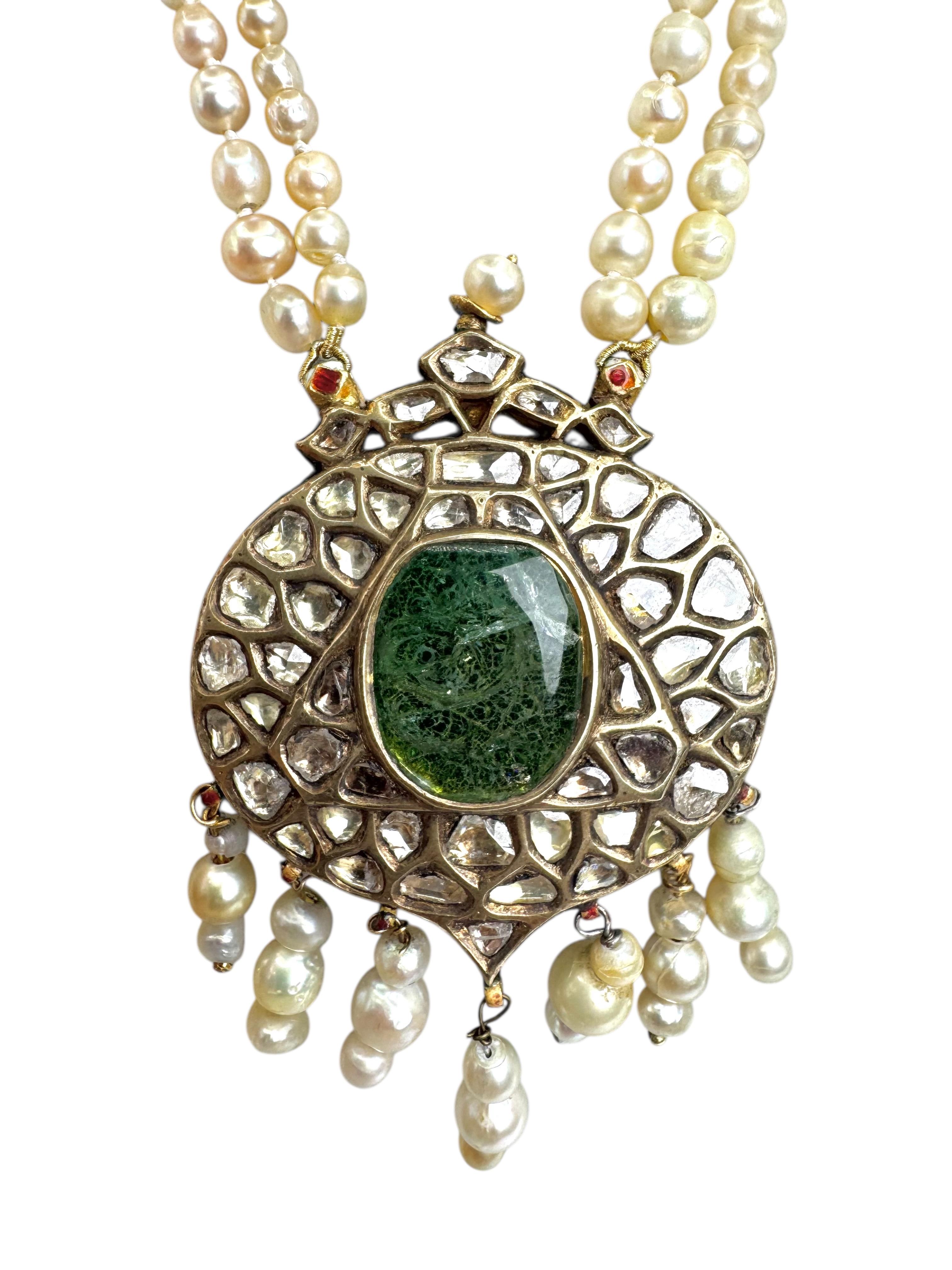 Reversible Gold and Enamel Indian Necklace with Diamonds, Emerald, and Pearls For Sale 6