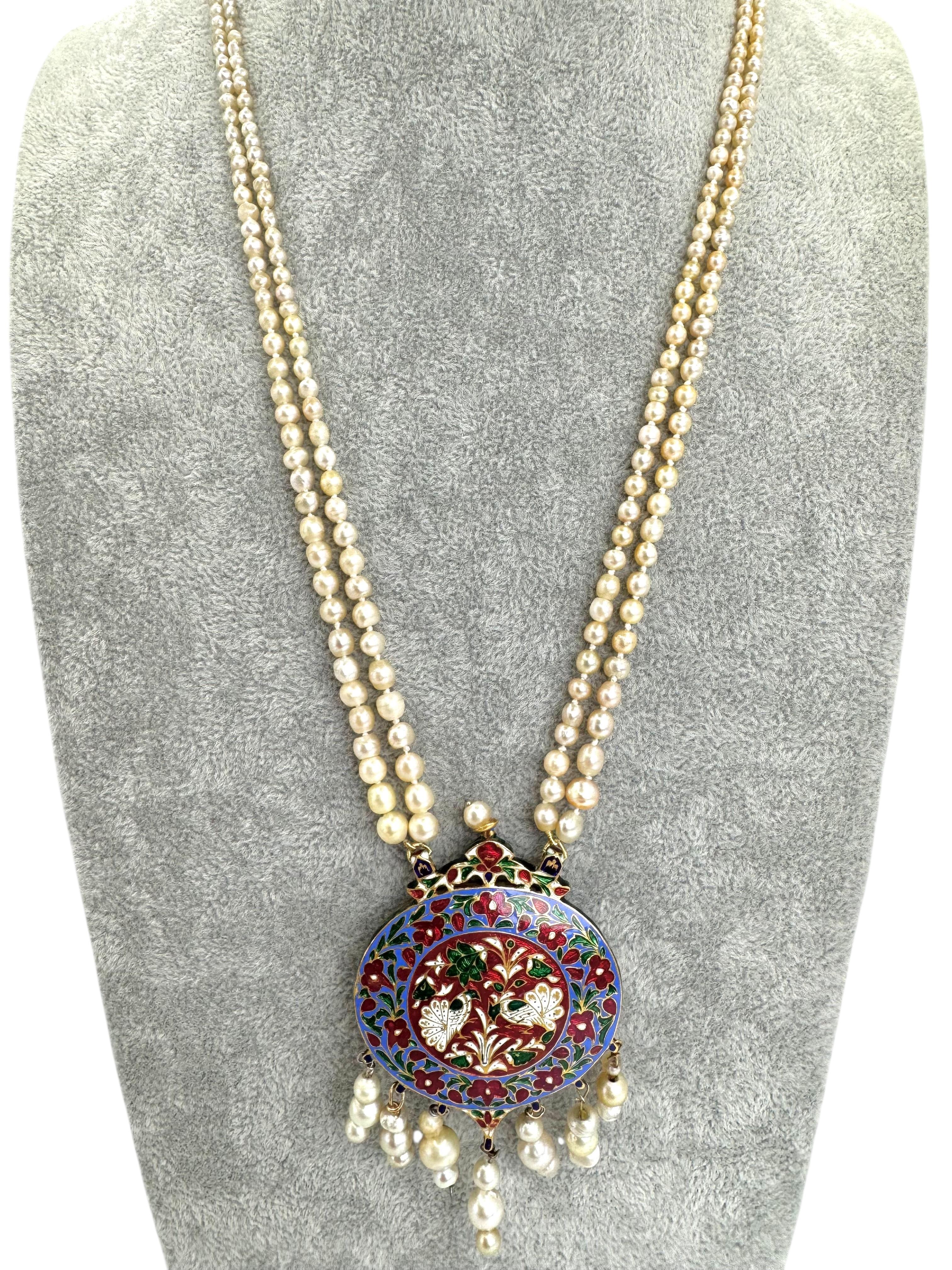 Reversible Gold and Enamel Indian Necklace with Diamonds, Emerald, and Pearls For Sale 2