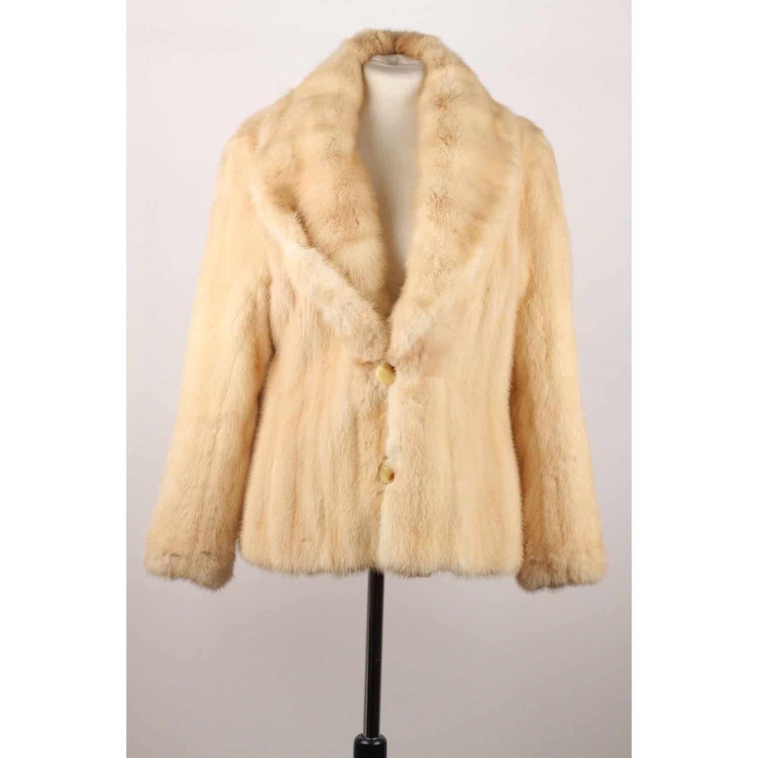  Reversible Jacket with Mink Fur Lining In Excellent Condition In Rome, Rome