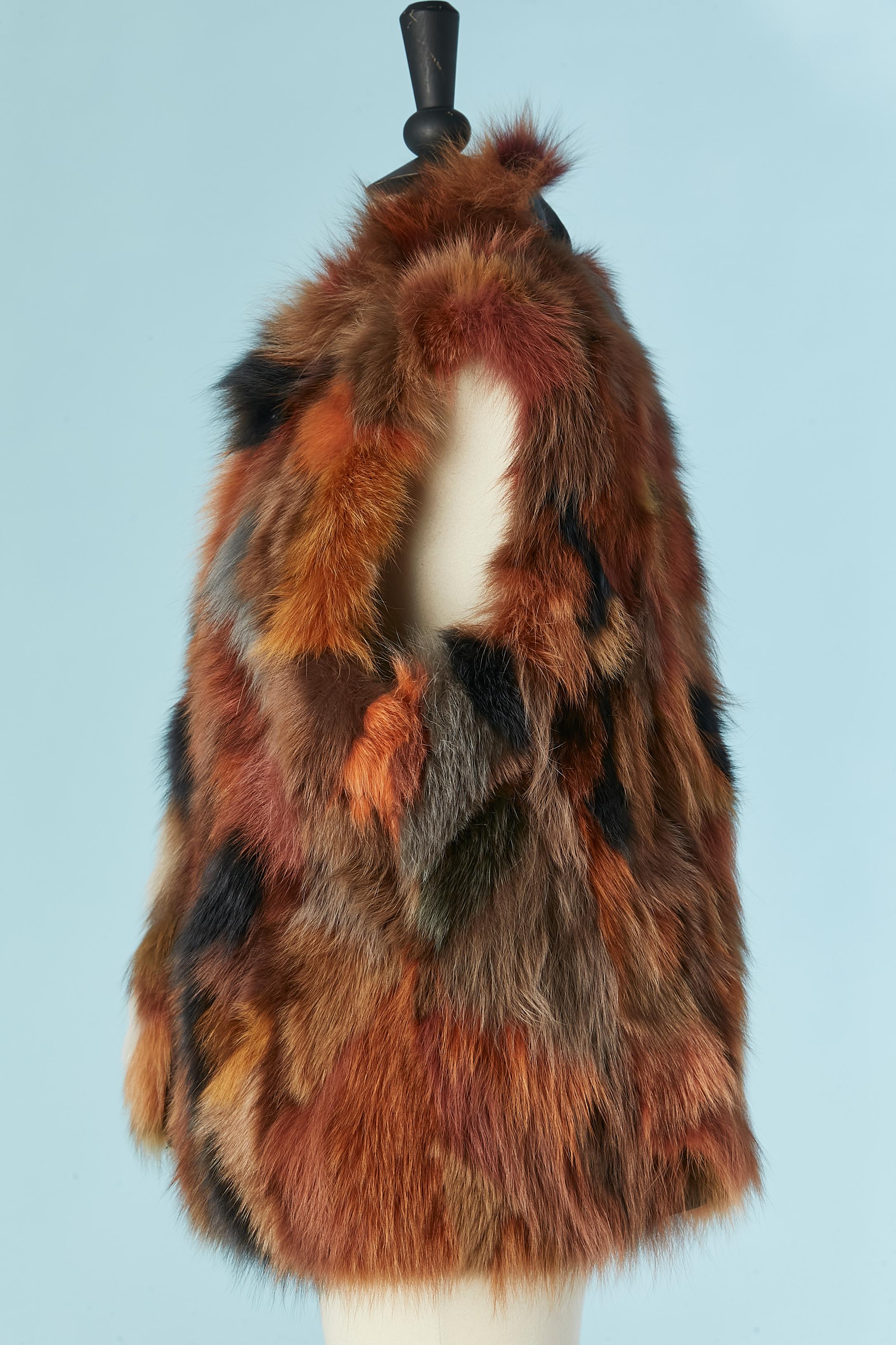 Gilet réversible en fourrure multicolore avec cuir à l'intérieur Excellent état - En vente à Saint-Ouen-Sur-Seine, FR