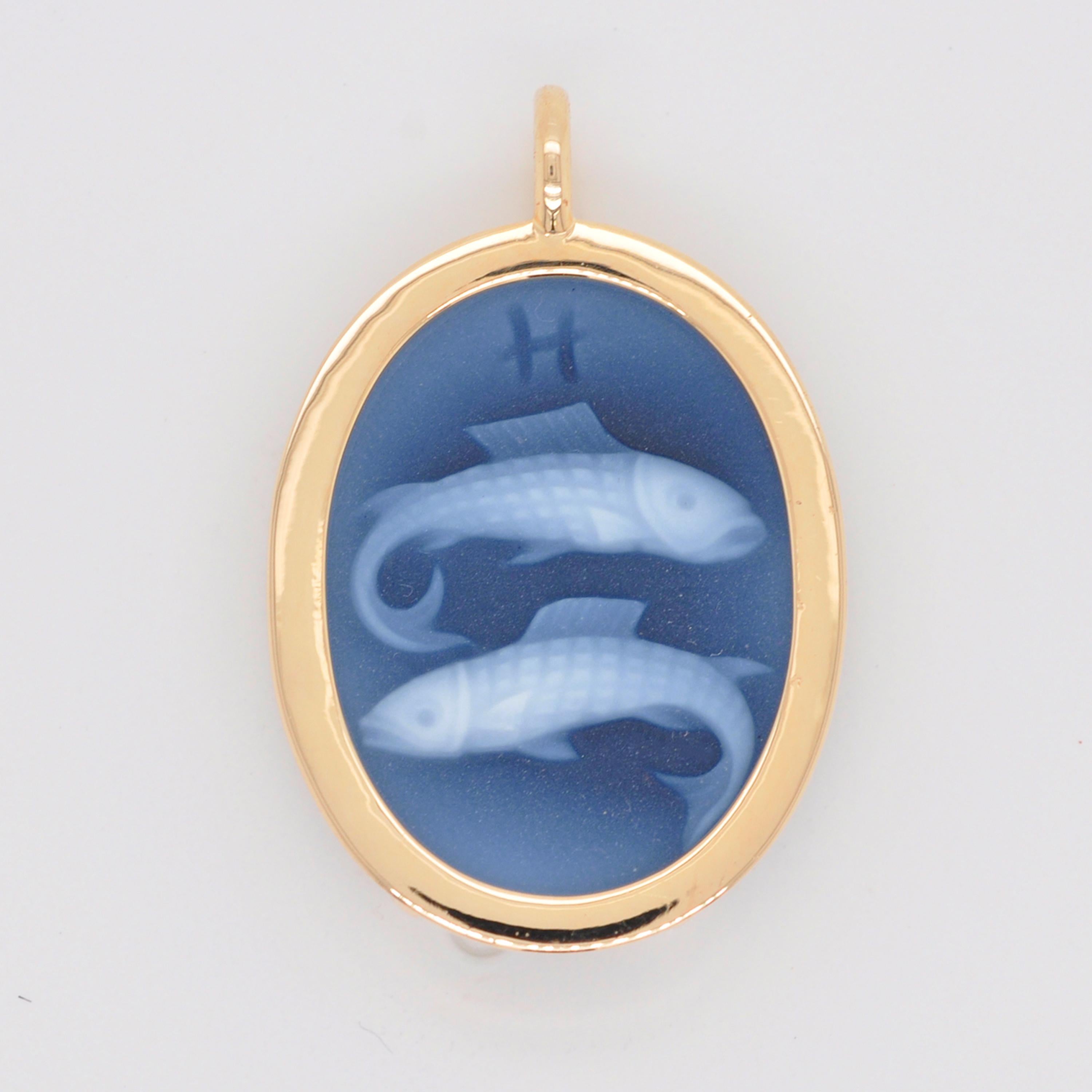 Women's or Men's Reversible Pisces Carving Cameo Zodiac Diamond 14 Karat Gold Pendant Necklace For Sale