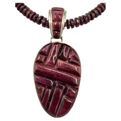 Collares