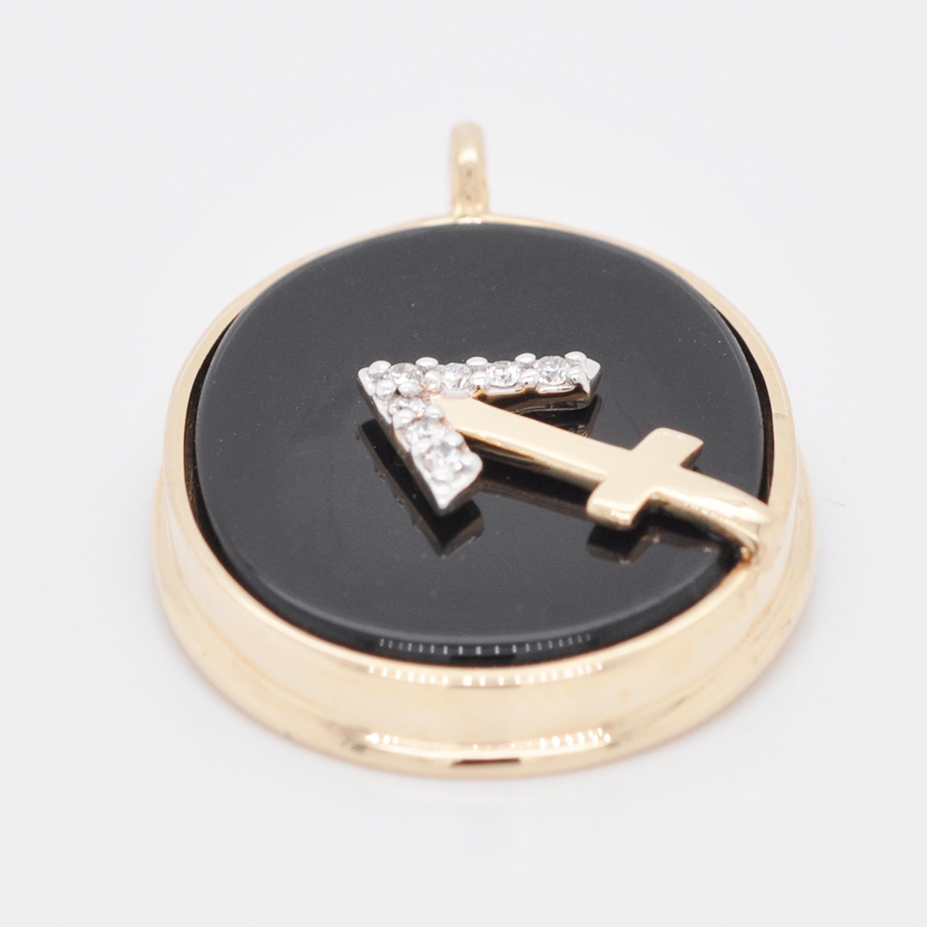 Reversible Sagittarius Cameo Zodiac Diamond 14 Karat Gold Pendant Necklace For Sale 7
