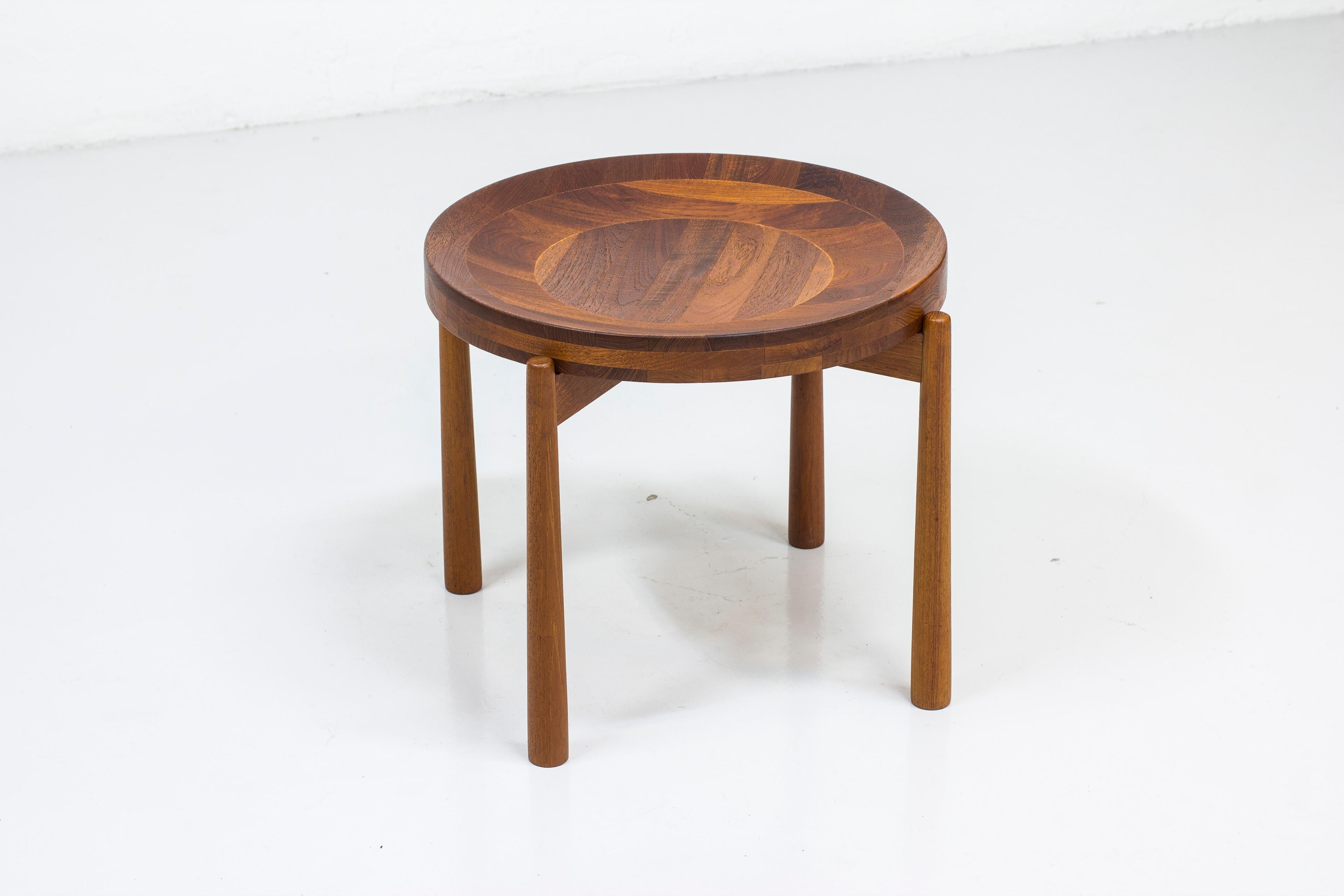 Side table/fruit bowl designed by Jens Harald Quistgaard. Produced in Denmark by Nissen. Made from solid teak and solid staved teak wood. Very good vintage condition with minor signs of age related wear and use.