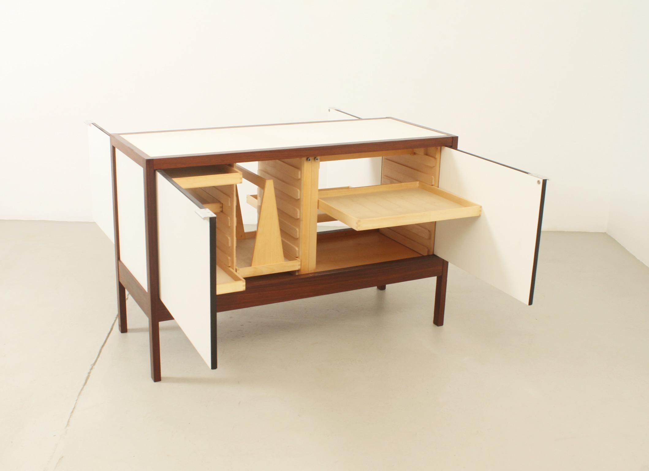 Buffet réversible de Dieter Wäeckerlin pour Idealheim, Suisse, 1963 en vente 10