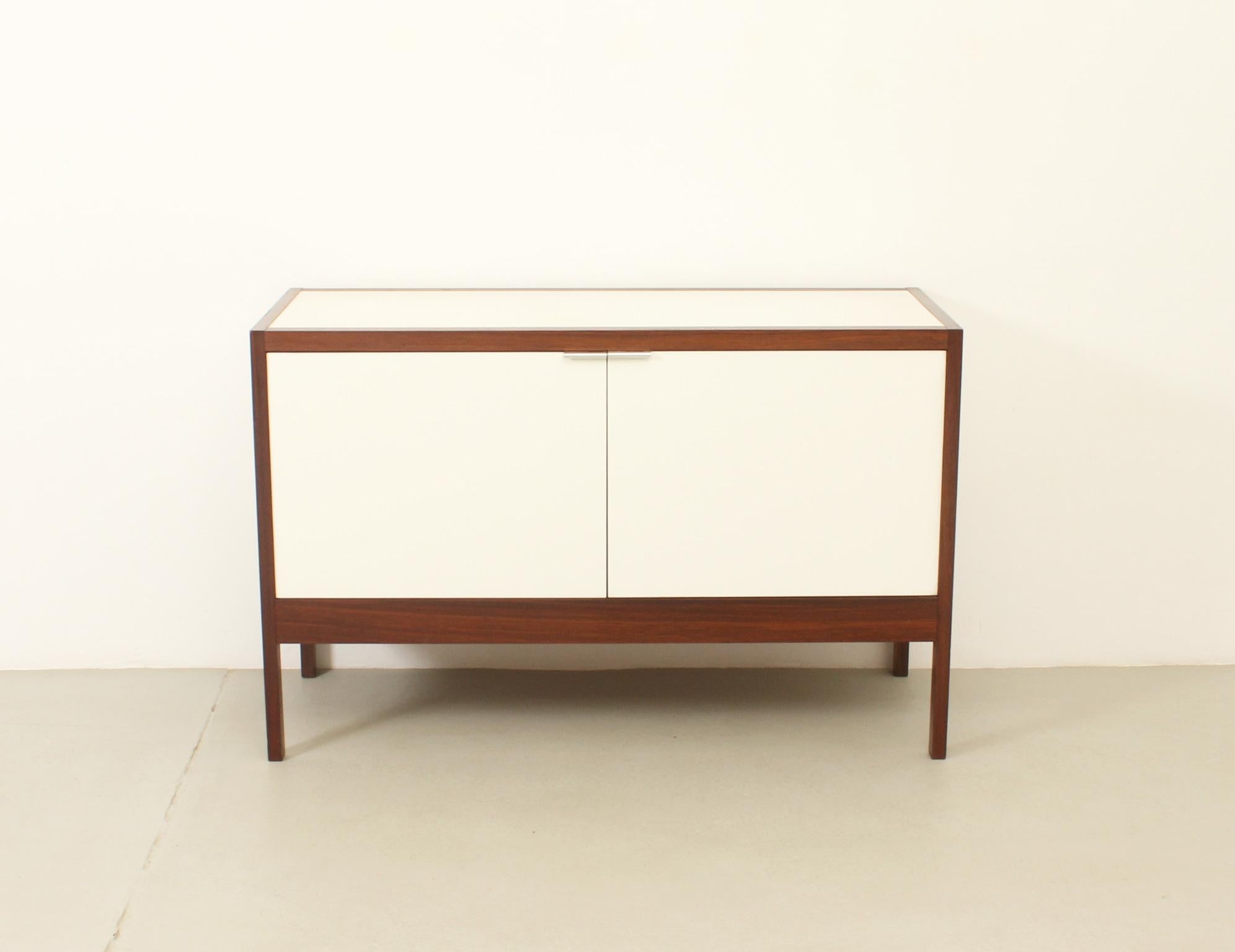 Buffet réversible de Dieter Wäeckerlin pour Idealheim, Suisse, 1963 Bon état - En vente à Barcelona, ES
