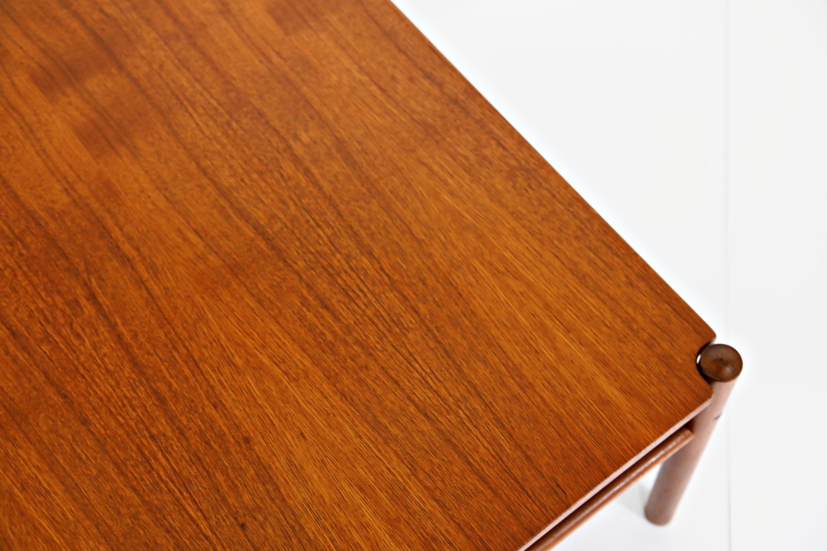 Reversible Teak & Formica Coffee Table by Ole Wanscher for Poul Jeppesen, Signed For Sale 8