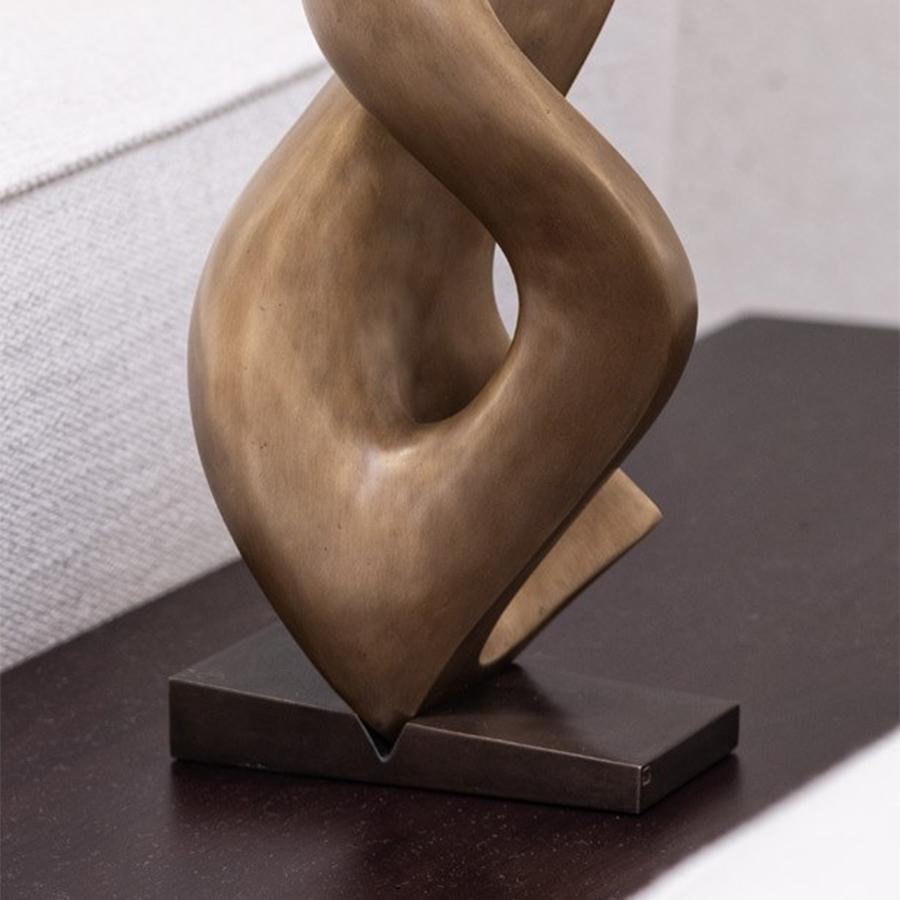 Fatto a mano Scultura in bronzo Reverto in vendita