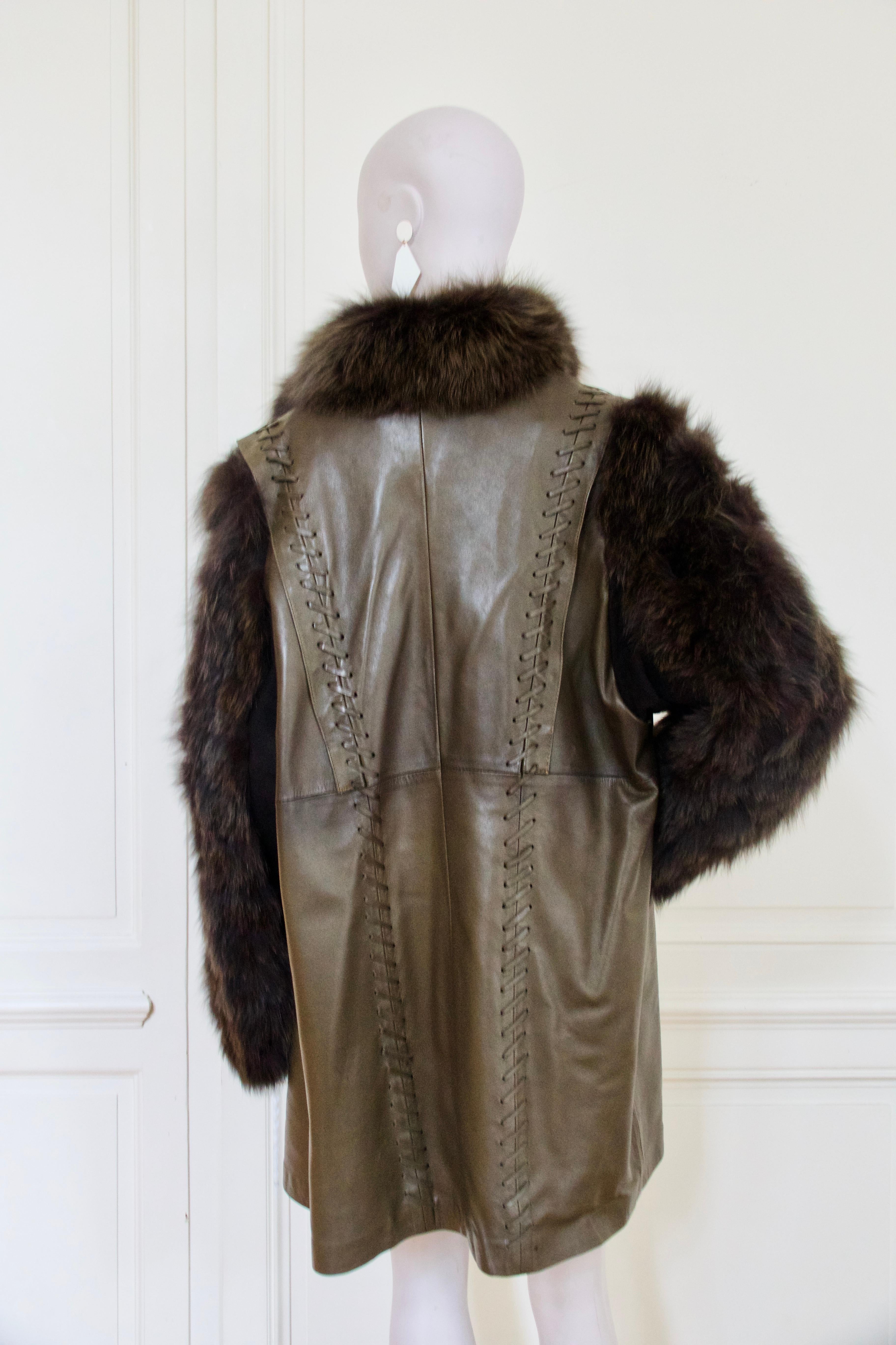 Révillon Boutique, Manteau de fourrure, Début des années 2000 en vente 1