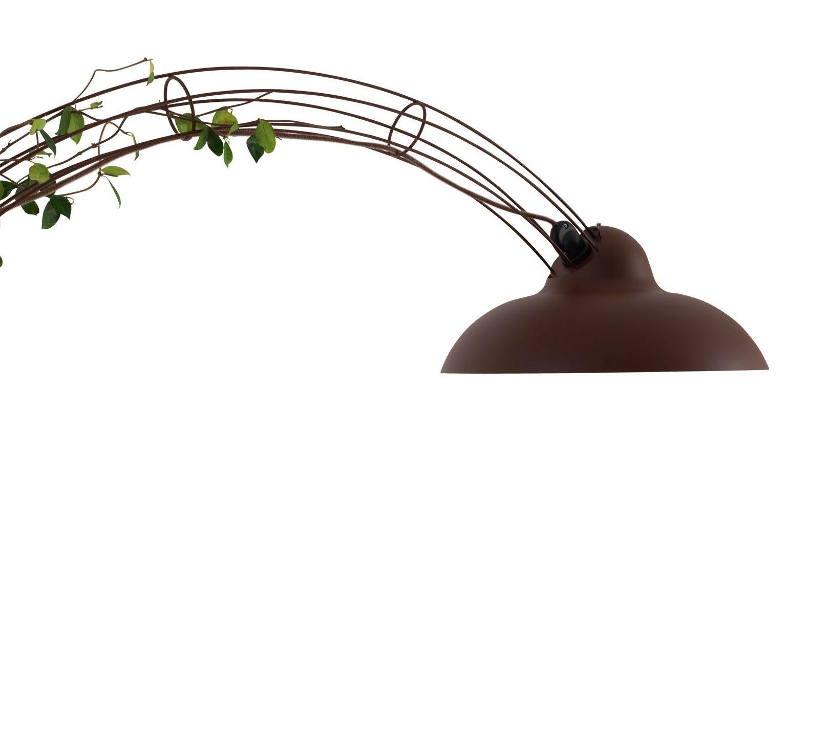 Poudré Revised Fernhurst - lampadaire et jardinière en vente