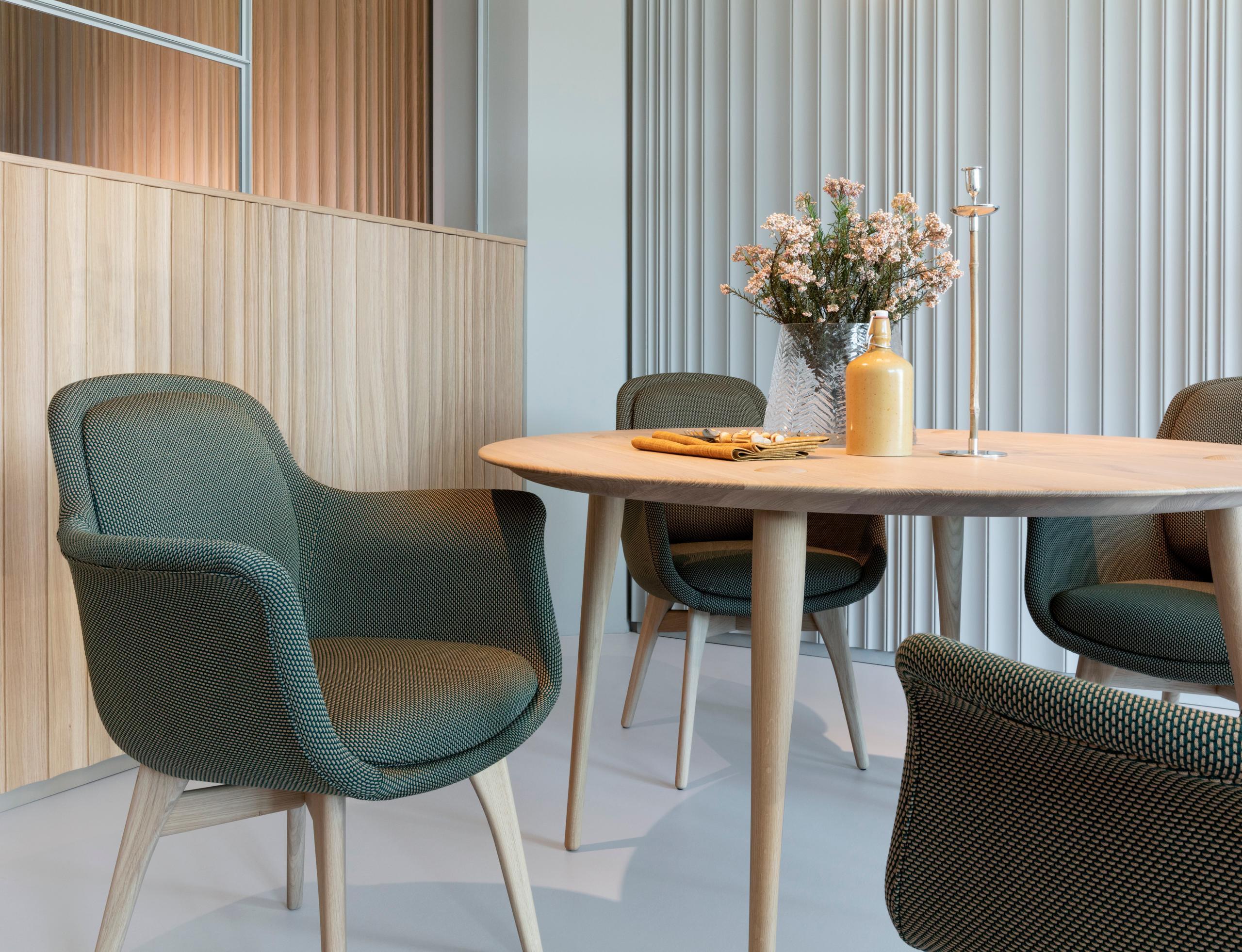 XXIe siècle et contemporain Oak Lewes - table de salle à manger en chêne massif - ronde 130cm en vente