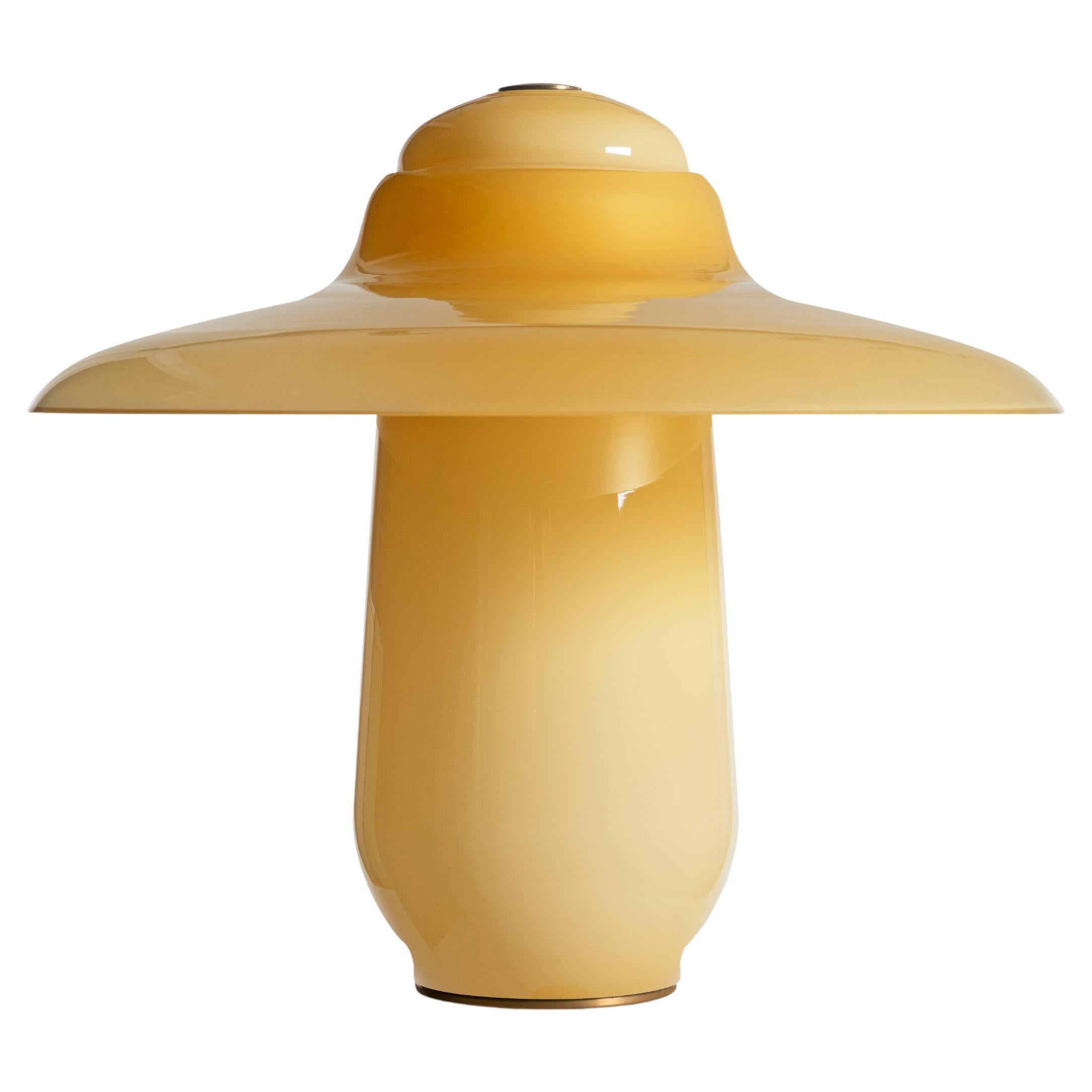 Table Ovington révisée - lampe de table miel en vente