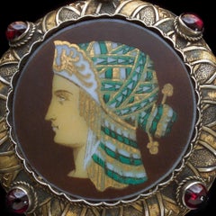 Broche Revivalista, circa 1870