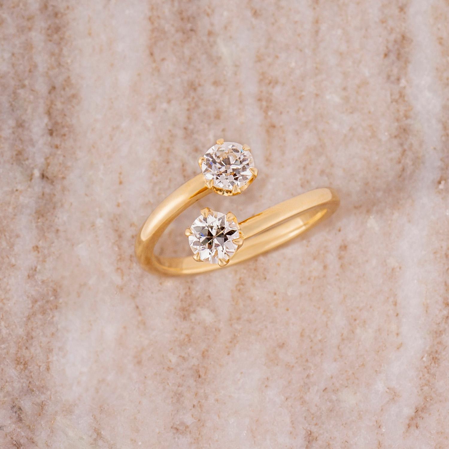 REVIVE GIA Certifié 1,00 ct. pt. Bague dérivation en or jaune 18 carats avec diamants Pour femmes en vente