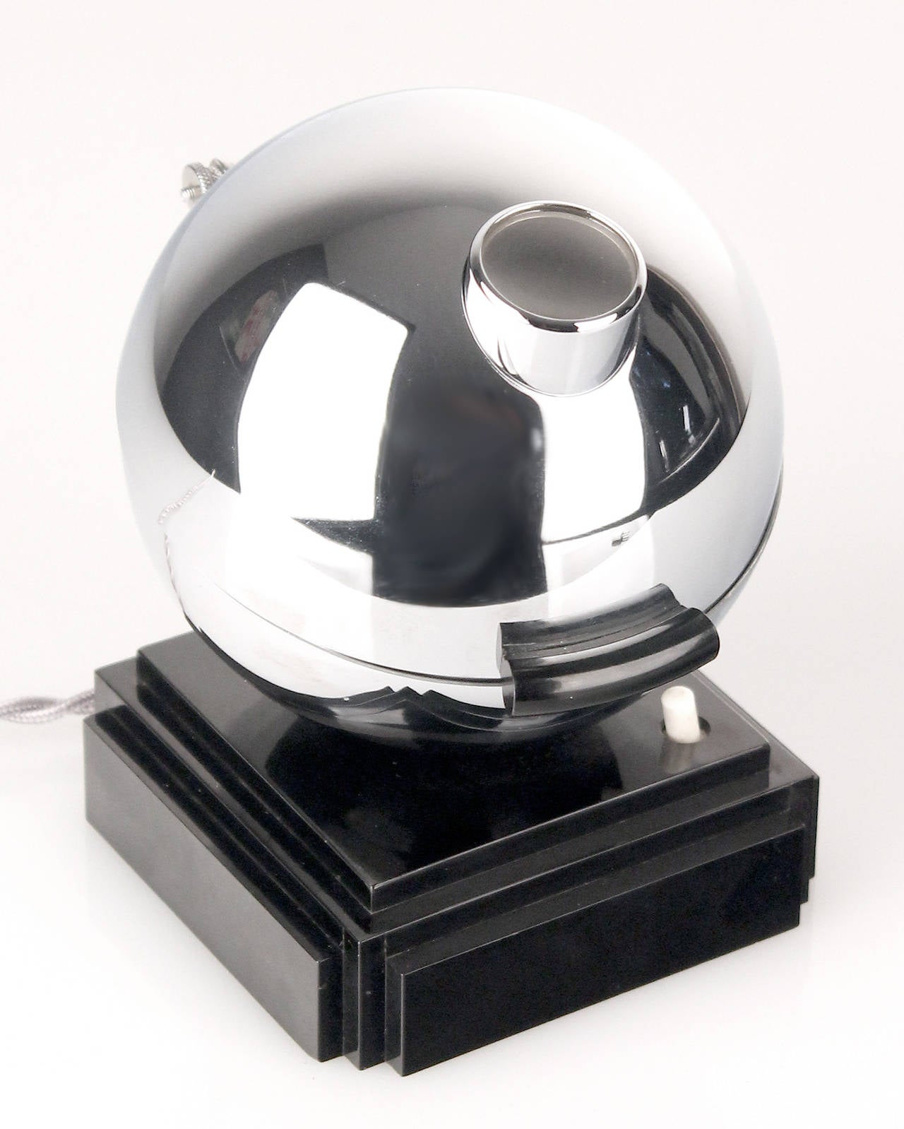 1930s French Art Deco Case with Time Projector Feature, Chrome & Bakelite In Excellent Condition For Sale In Bremen, DE