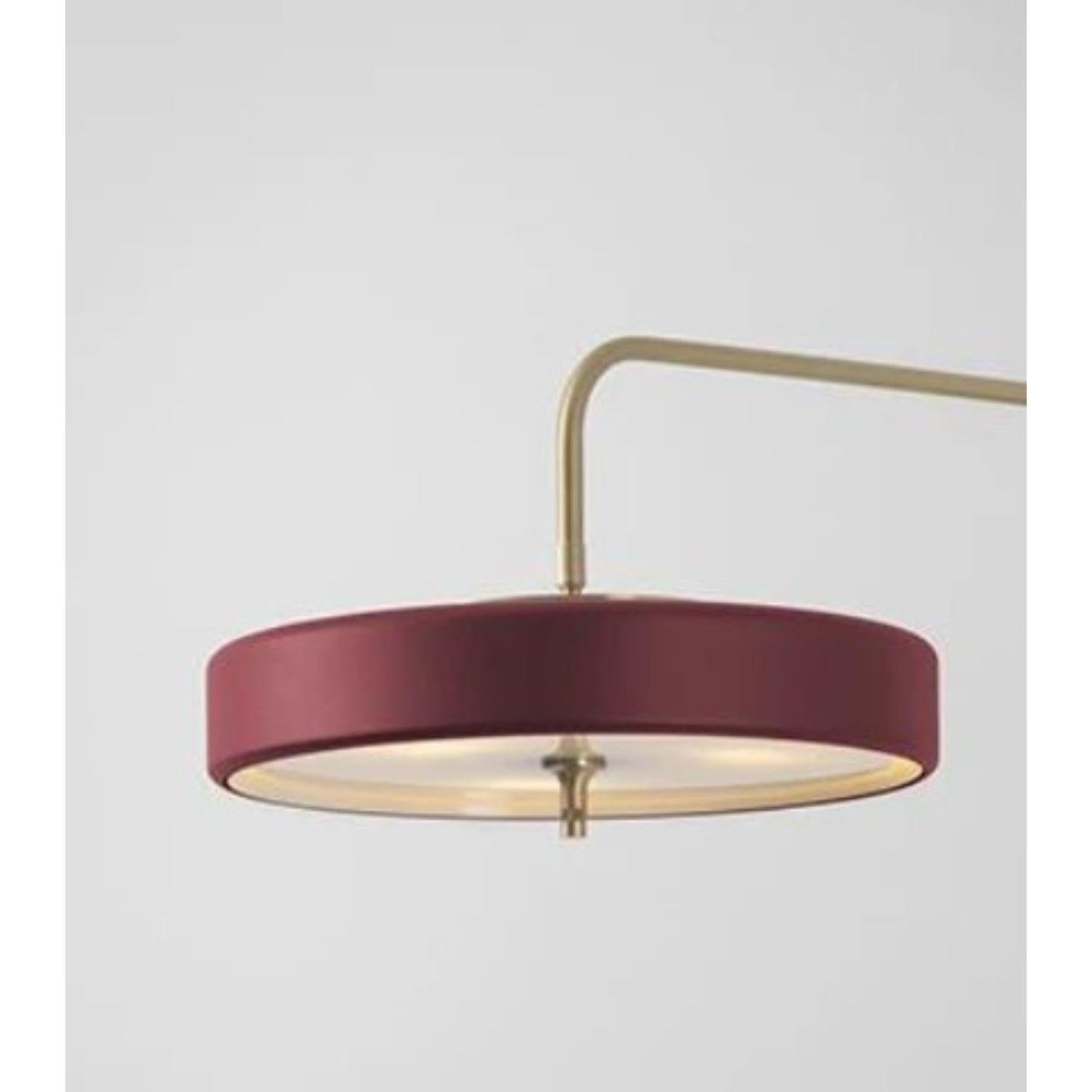Aplique de pared Revolve, latón pulido, Oxblood by Bert Frank Moderno en venta