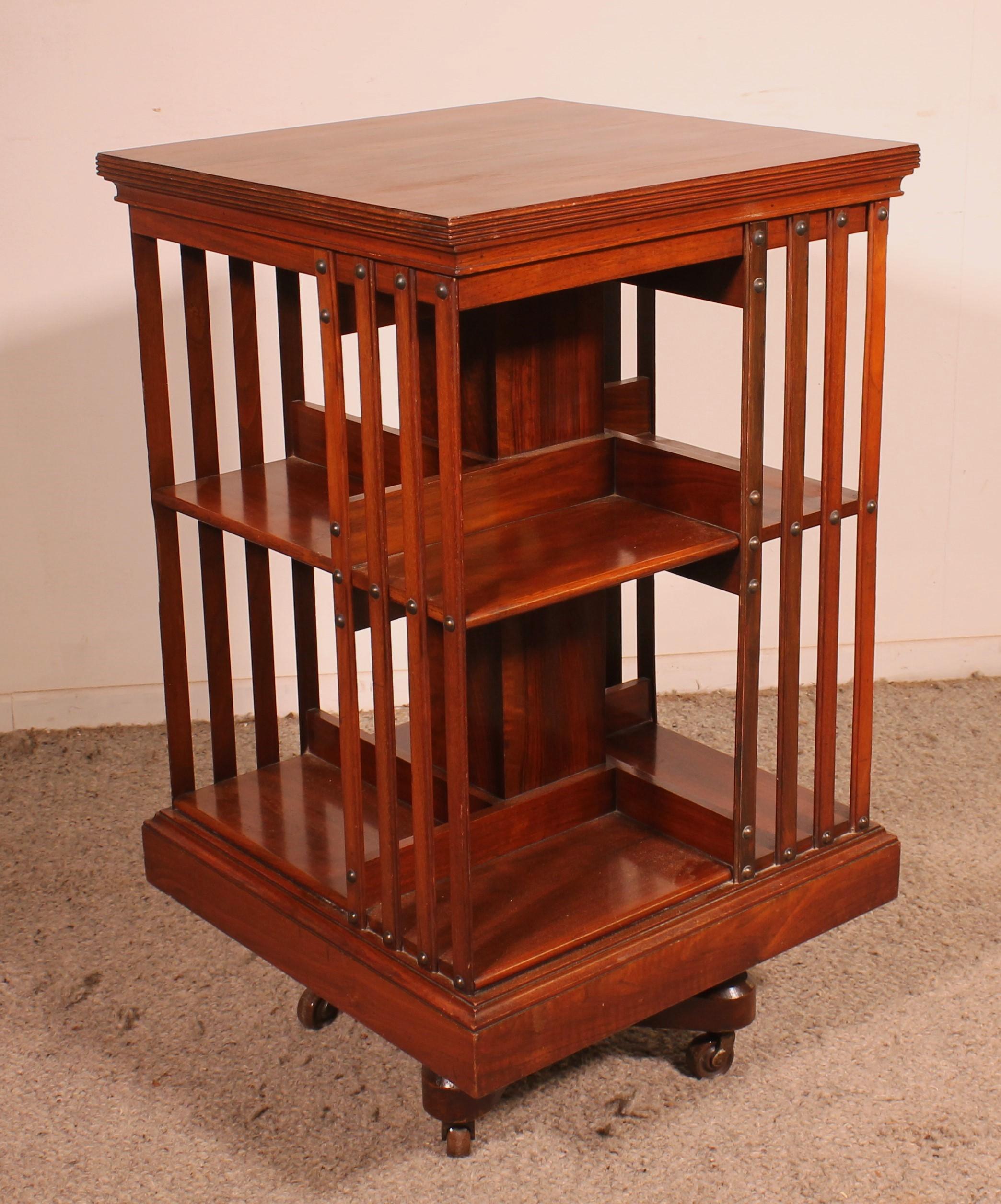 Revolving Bookcase In Walnut With Iron Base-19th Century For Sale 2