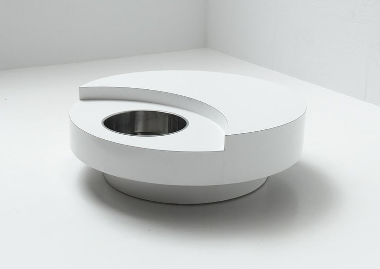 Revolving Cassini coffee table with bar in pure white by Willy Rizzo for  Acerbis For Sale at 1stDibs