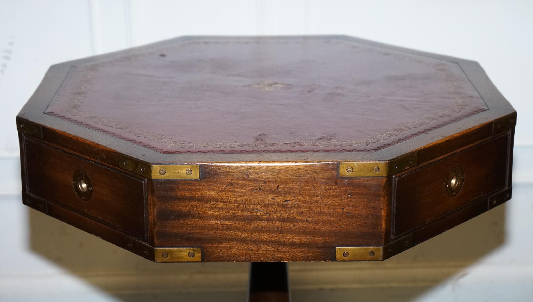 Cuir TABLE D'ENTRÉE REVOLVANTE DE CAMPAGNE MILITAIRE EN CUIR BOURGOGNE DRUM SiDE BEVAN FUNNELL en vente