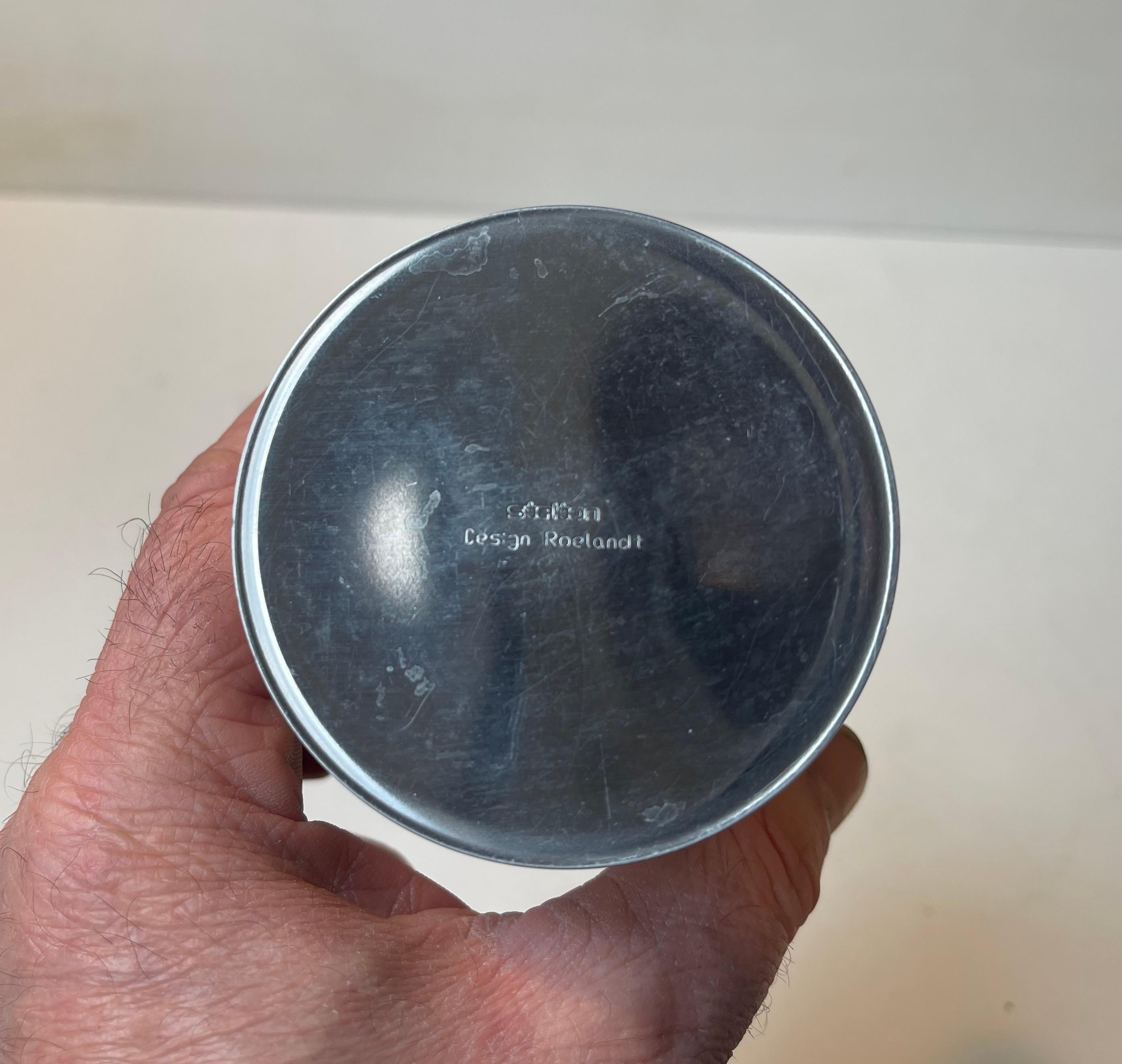 Revolving Minimalist Stainless Steel Ashtray by Roelandt for Stelton, 1980s In Good Condition For Sale In Esbjerg, DK