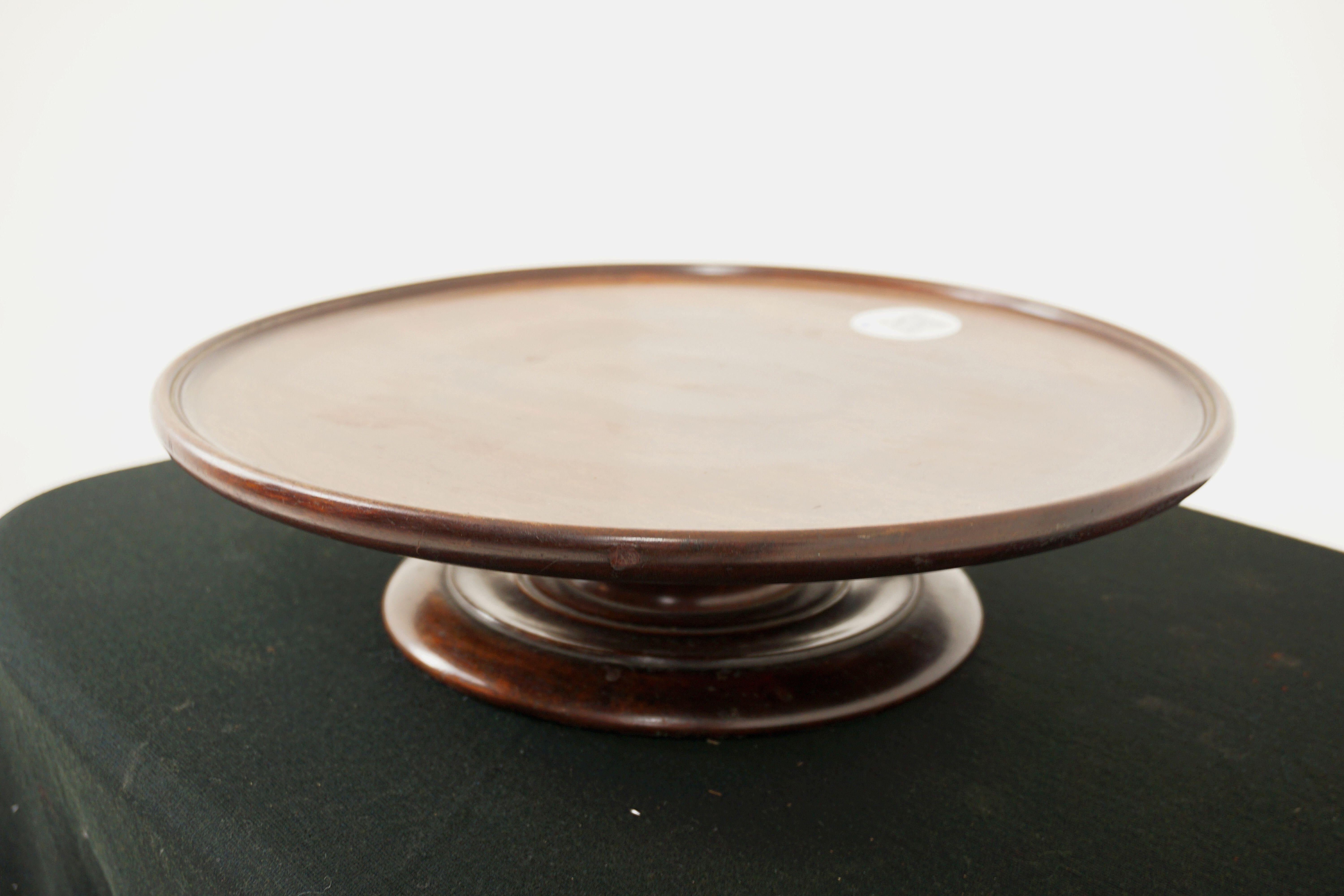 Scottish Revolving Walnut Circular Table Top Platter 'Lazy Susan', Scotland 1920, H158