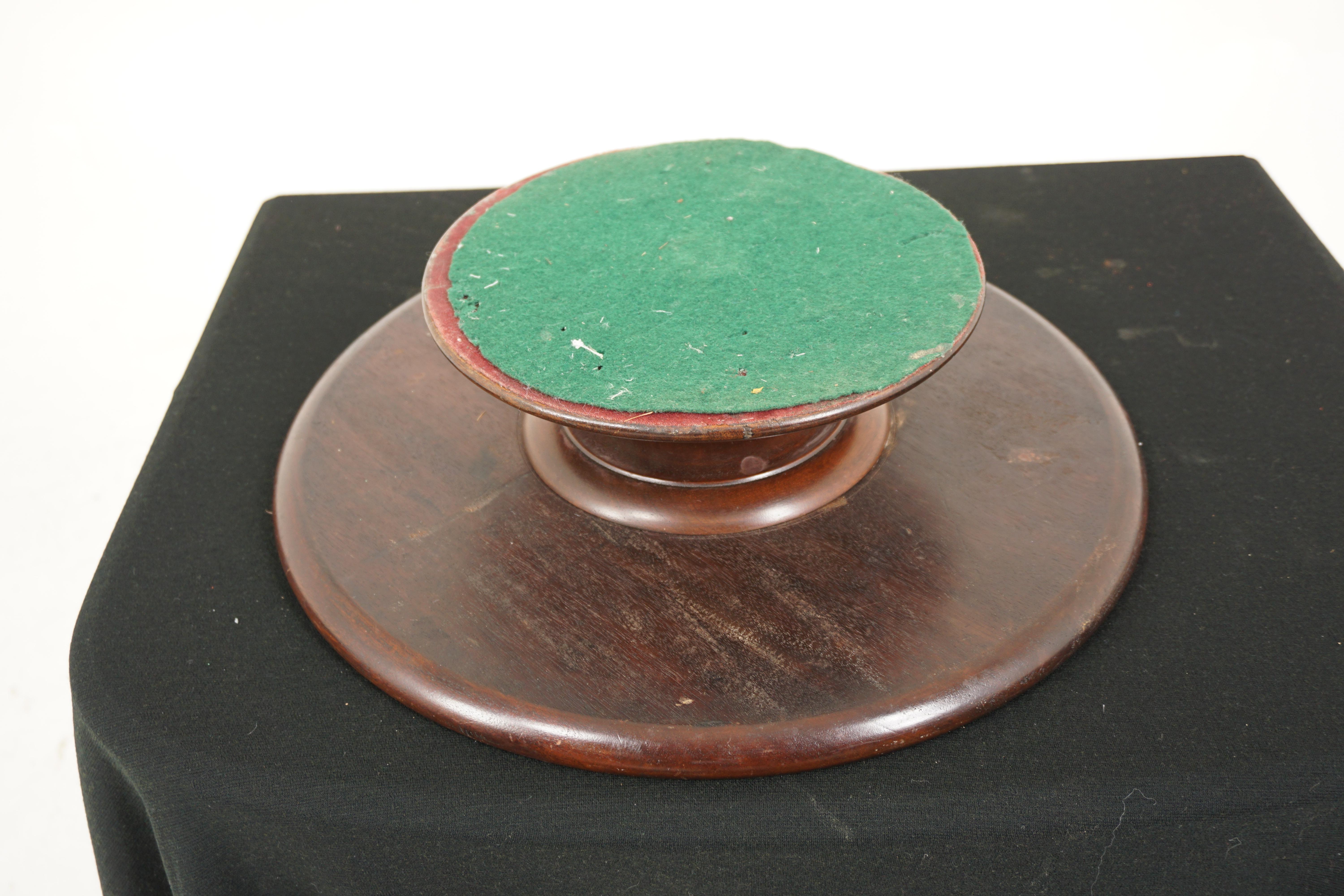 Revolving Walnut Circular Table Top Platter 'Lazy Susan', Scotland 1920, H158 1