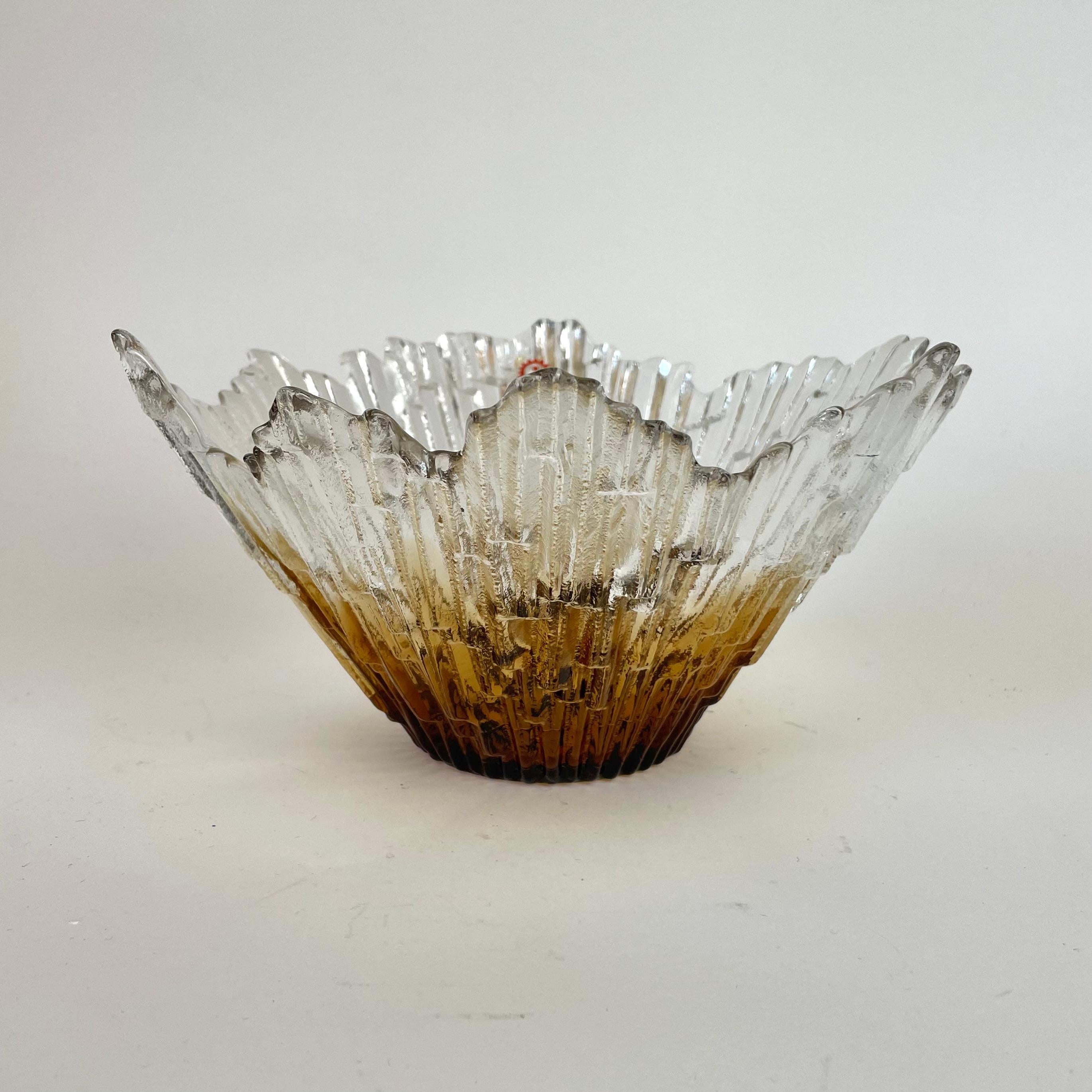 Finlandais Bol en verre Revontulet (Lights) - 1972 - Design/One en vente
