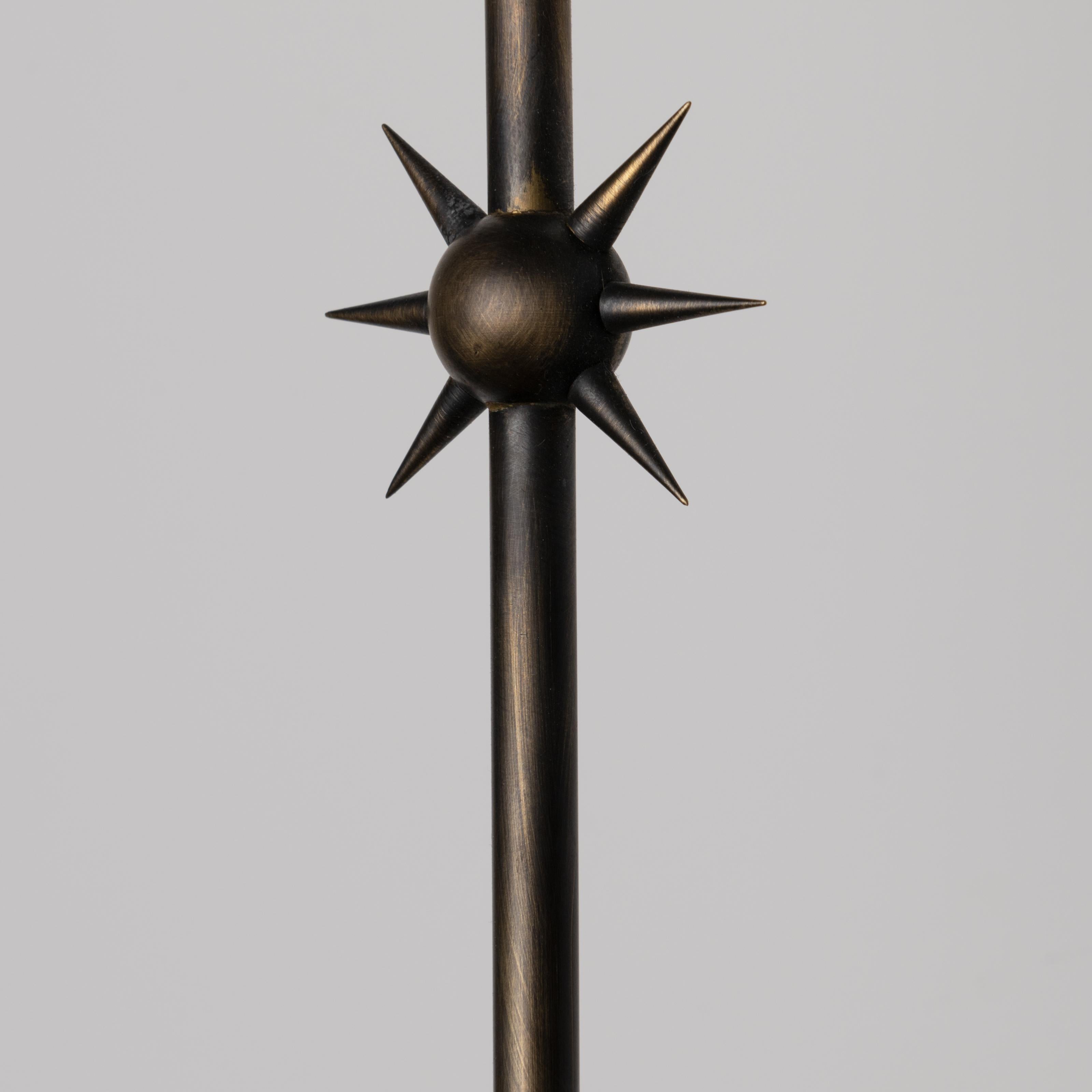 Rewire Lámpara de latón personalizada Moderno de mediados de siglo en venta