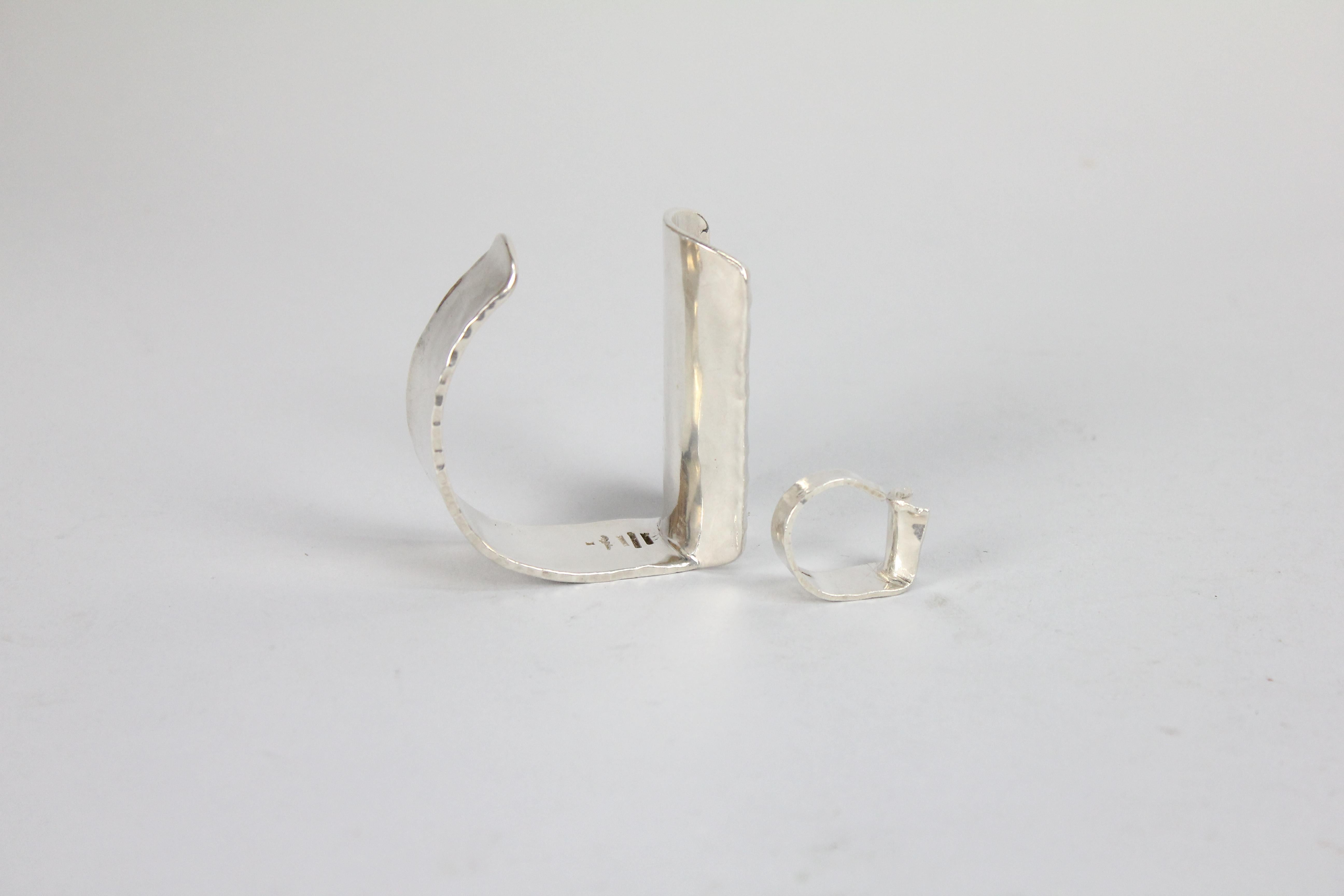 silver ring and bracelet set