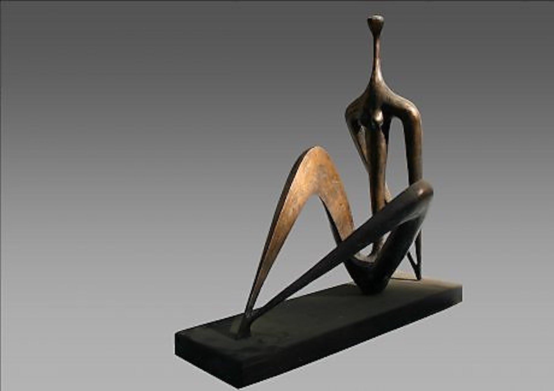 Bronze & wood sculpture 

Rezo Khasia is a Georgian artist born in 1947 who lives and works in Tbilisi, Georgia. The sculptures performed by him are generalized and minimalist. He Uses as a working material the bronze, wood, stone, metal and general