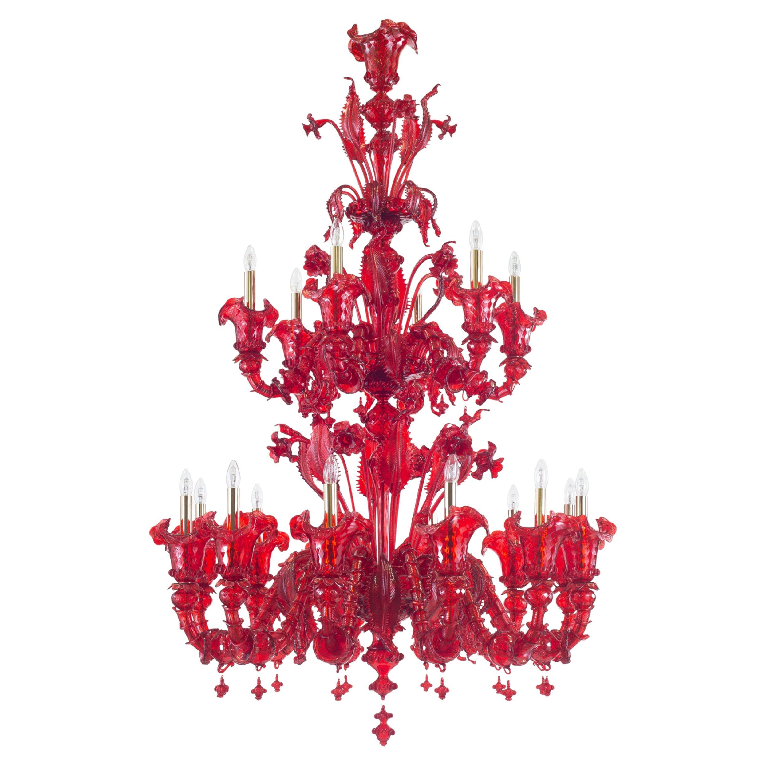 Lustre Rezzonico, 12+6 bras, multi-rangs, en verre de Murano rouge par Multiforme