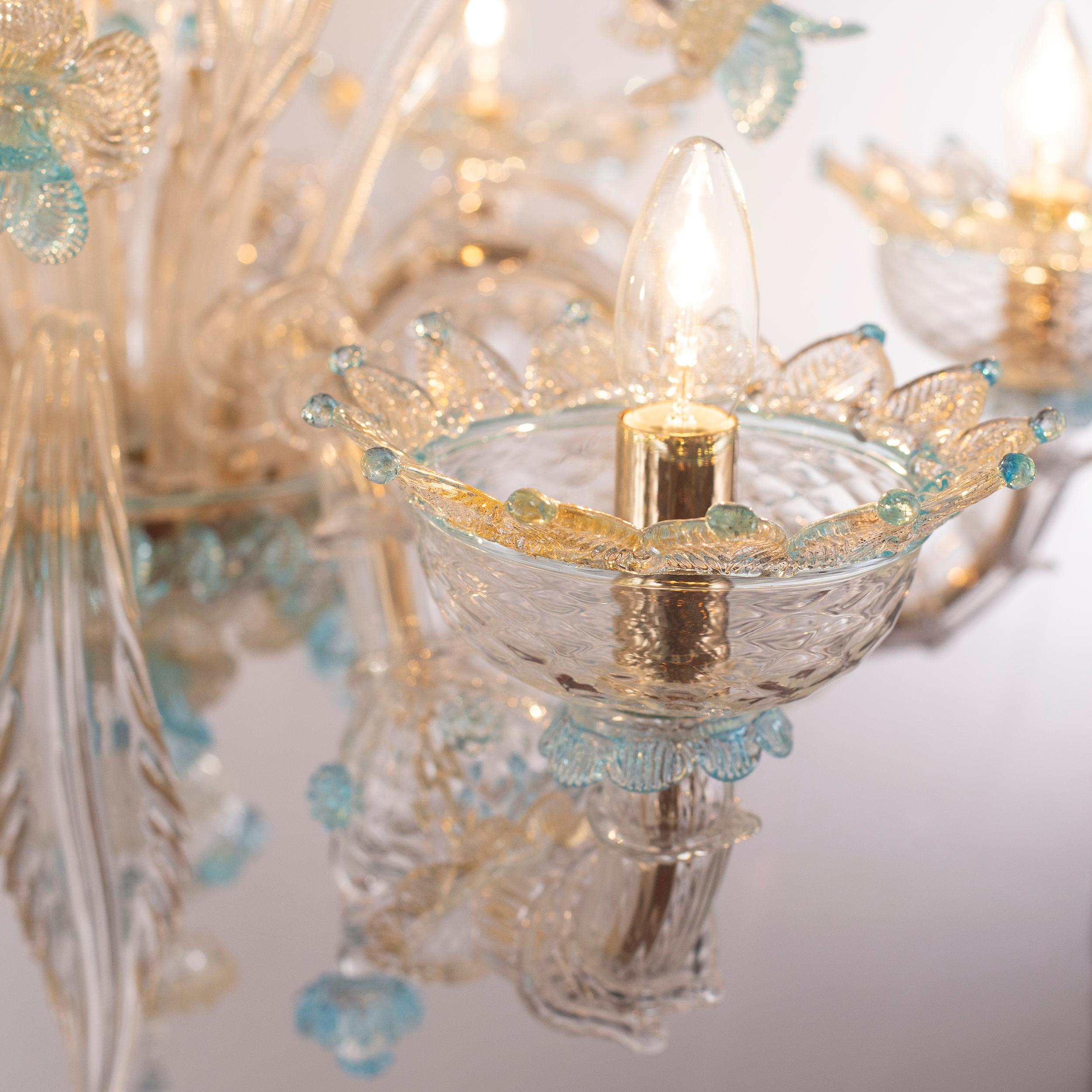 Lampadario Rezzonico a 6 bracci con fiori artistici in vetro chiaro acquamarina Multiforme in vendita 3