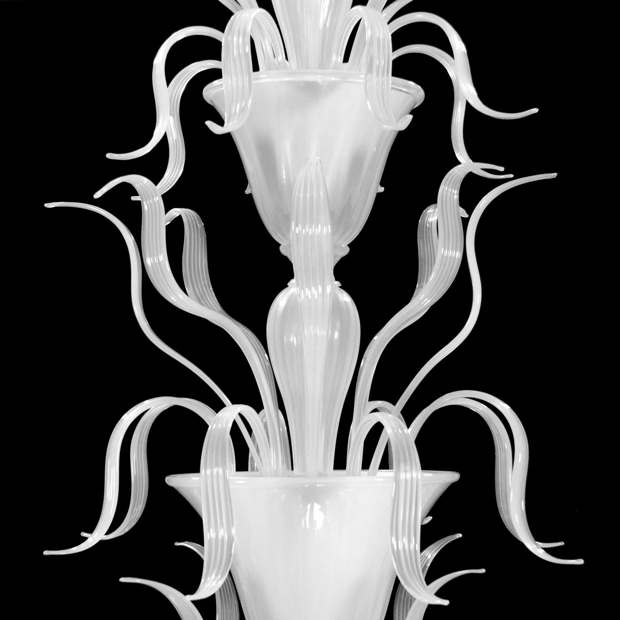Other Rezzonico Luxury Chandelier 8+8 Arms Silk Murano Glass by Multiforme For Sale