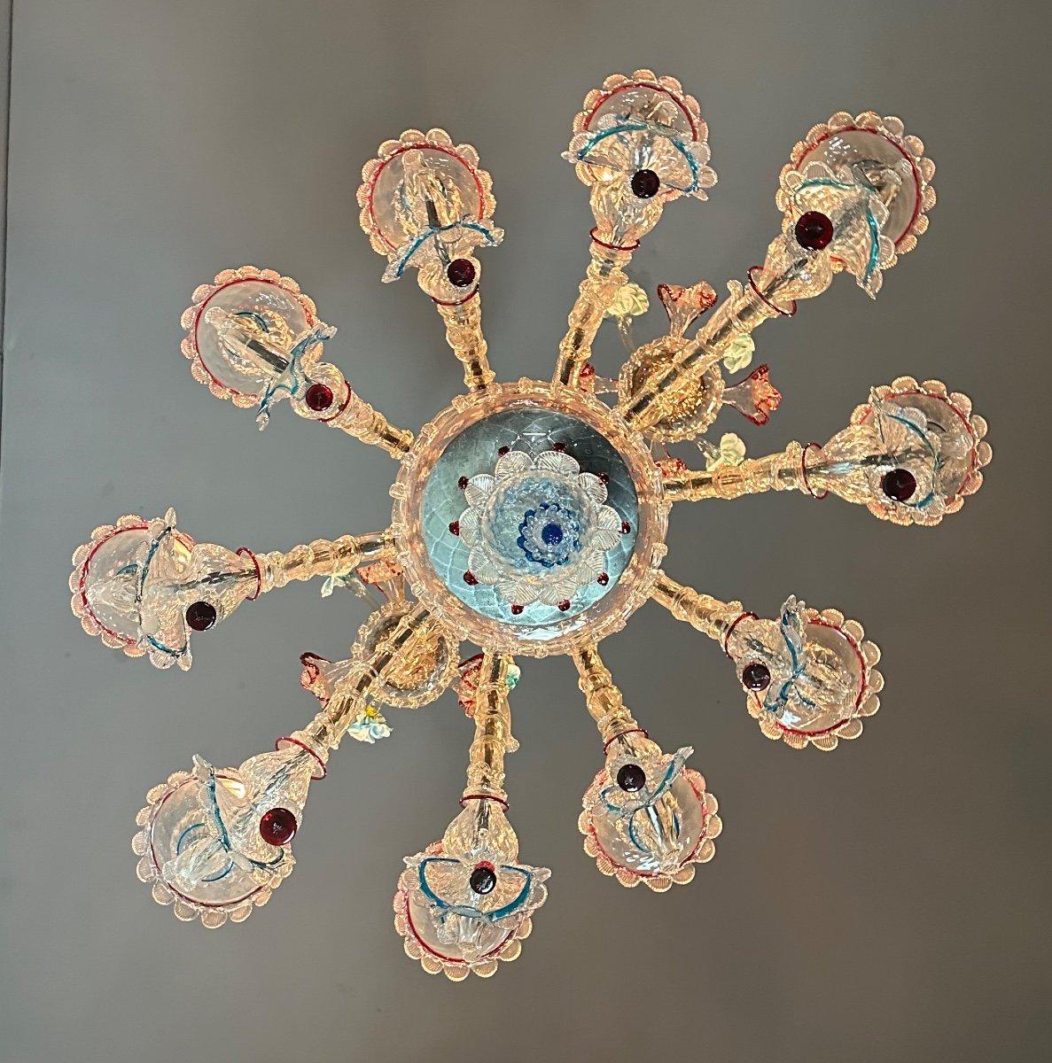 Venetian chandelier in Murano glass, new electrification of 12 sconces on two levels