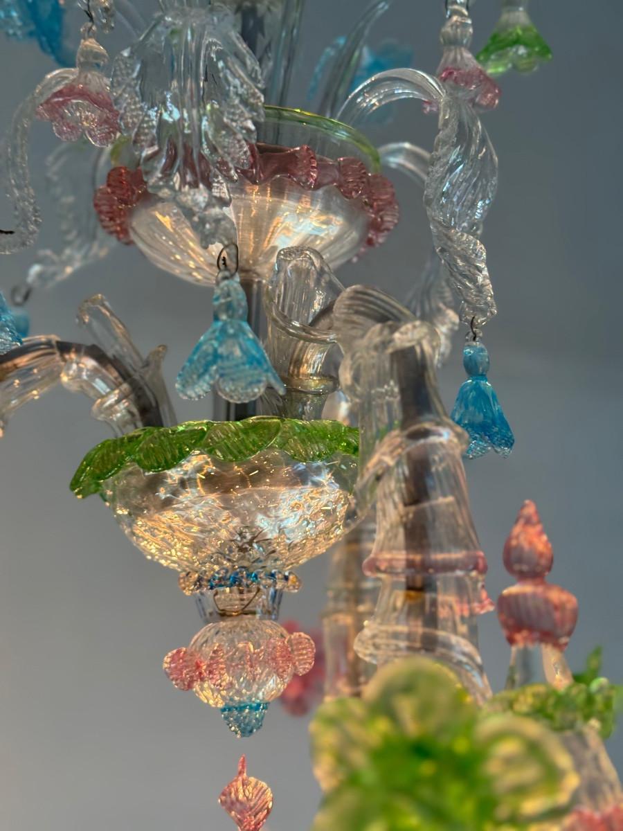 Venezianischer Rezzonico-Kronleuchter aus mehrfarbigem Murano-Glas, 9 Lichtarme, um (Art déco) im Angebot