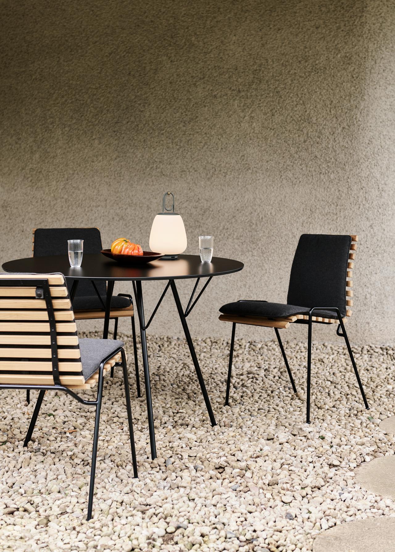 Mid-Century moderno Tavolo da pranzo RFH Terrace - Black Steel - di Robin Day per &Tradition in vendita