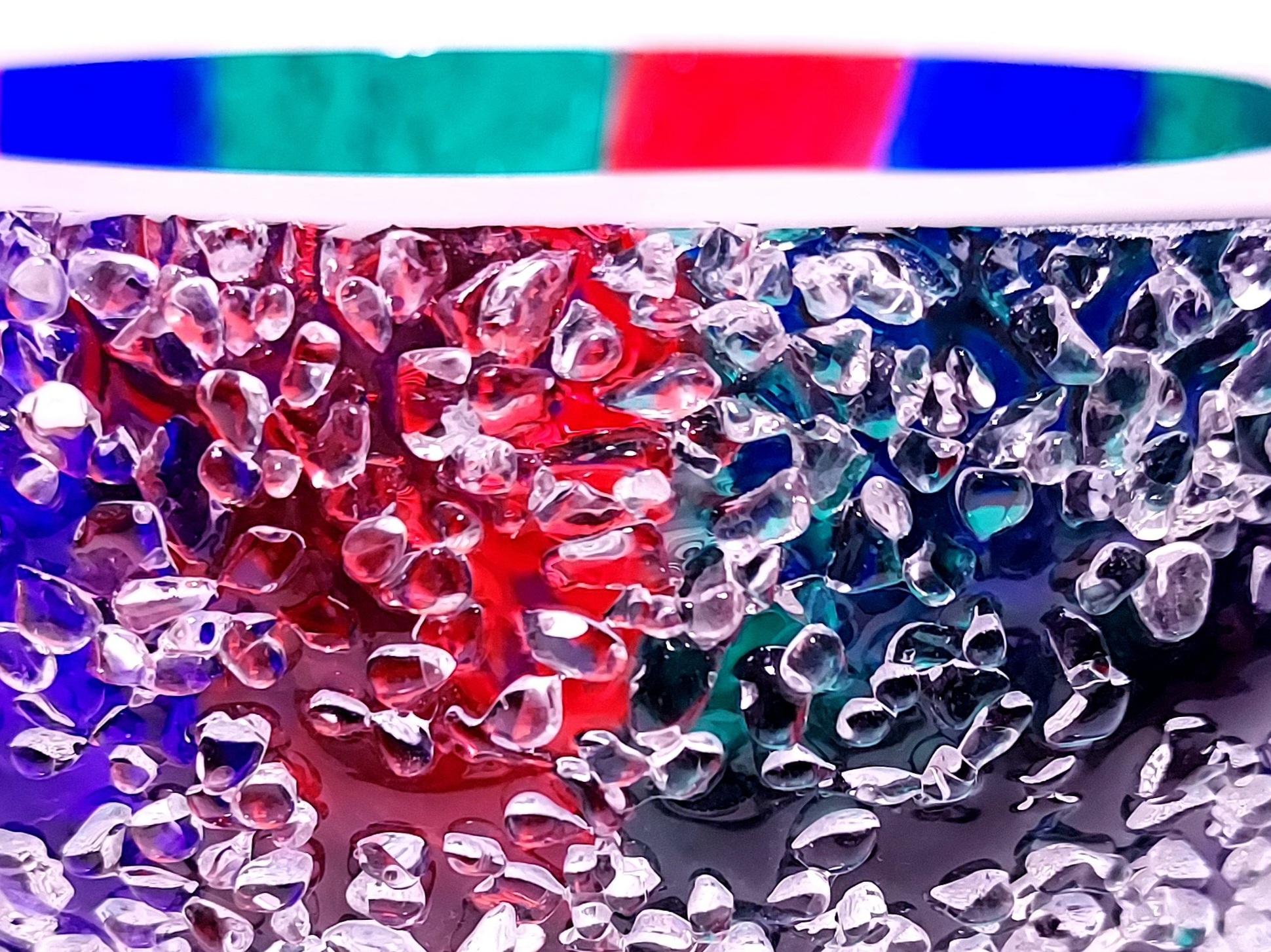 RGB RGB-Kristallfarbene Schale, handgefertigtes zeitgenössisches Luxusglasgefäß im Zustand „Neu“ im Angebot in New York, NY