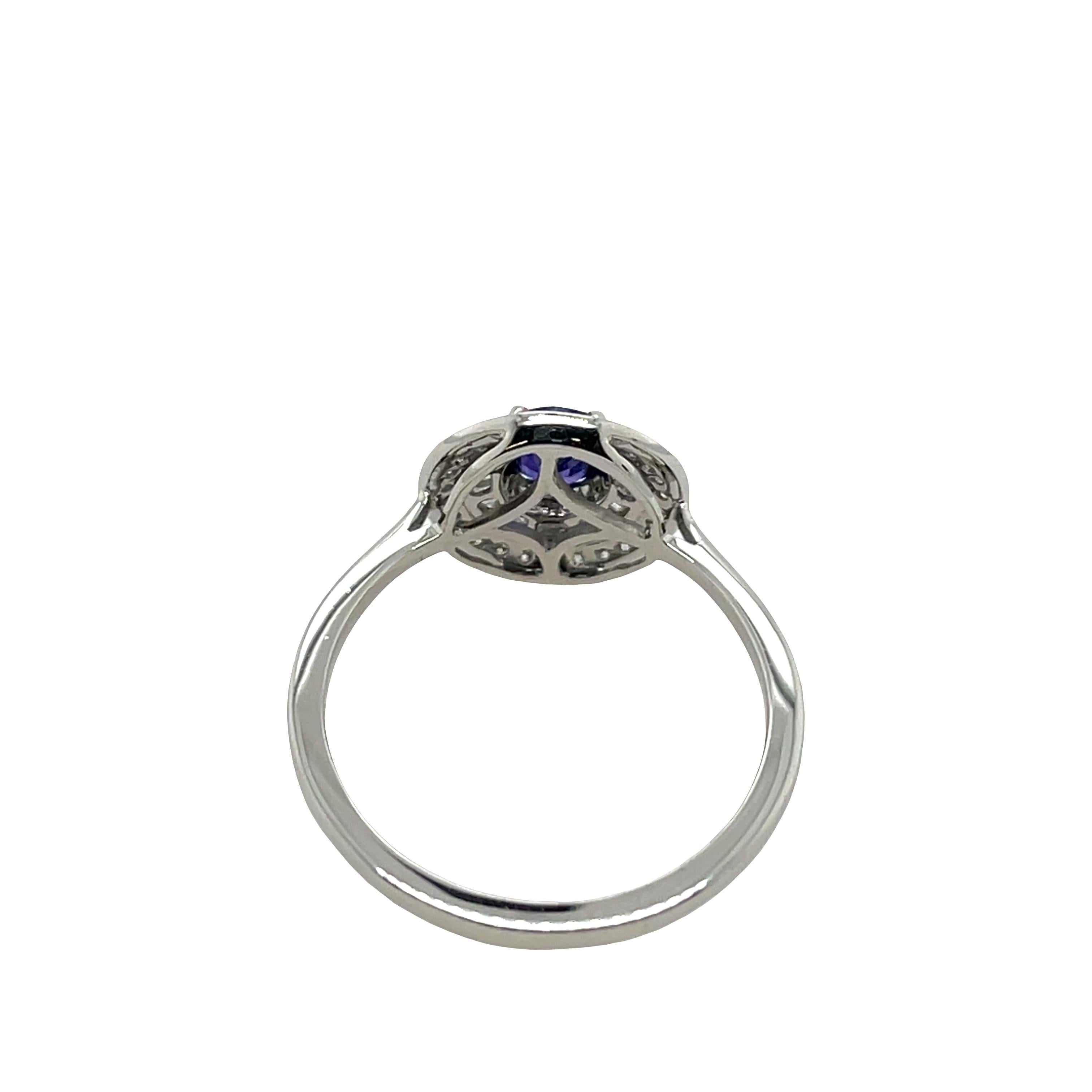 Anillo Rapsodia de tanzanita y diamantes de 1,0 ct, engastado en platino Corte oval en venta