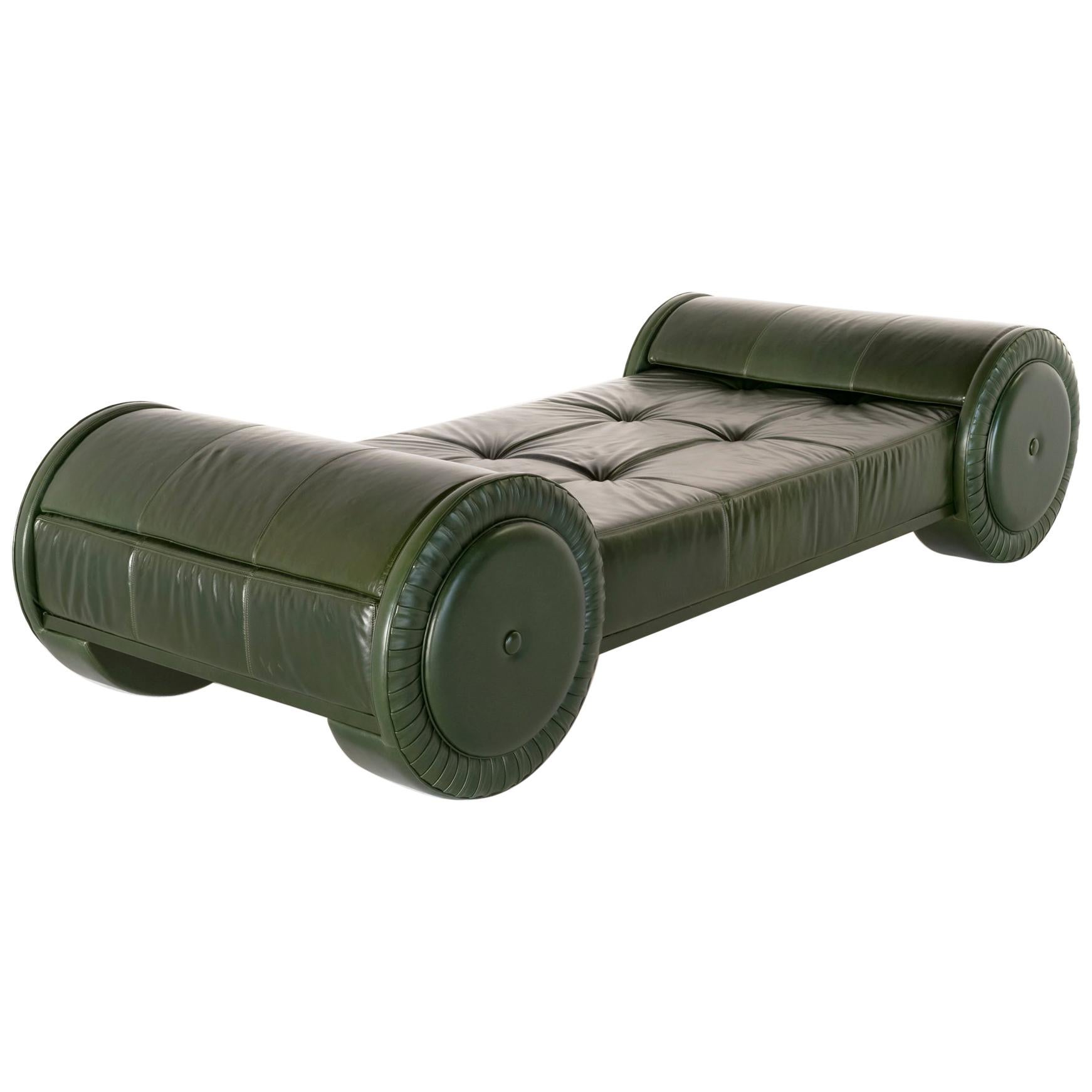 Rhapsody, Contemporary Leather Daybed Inspired to the Chesterfield Style For Sale