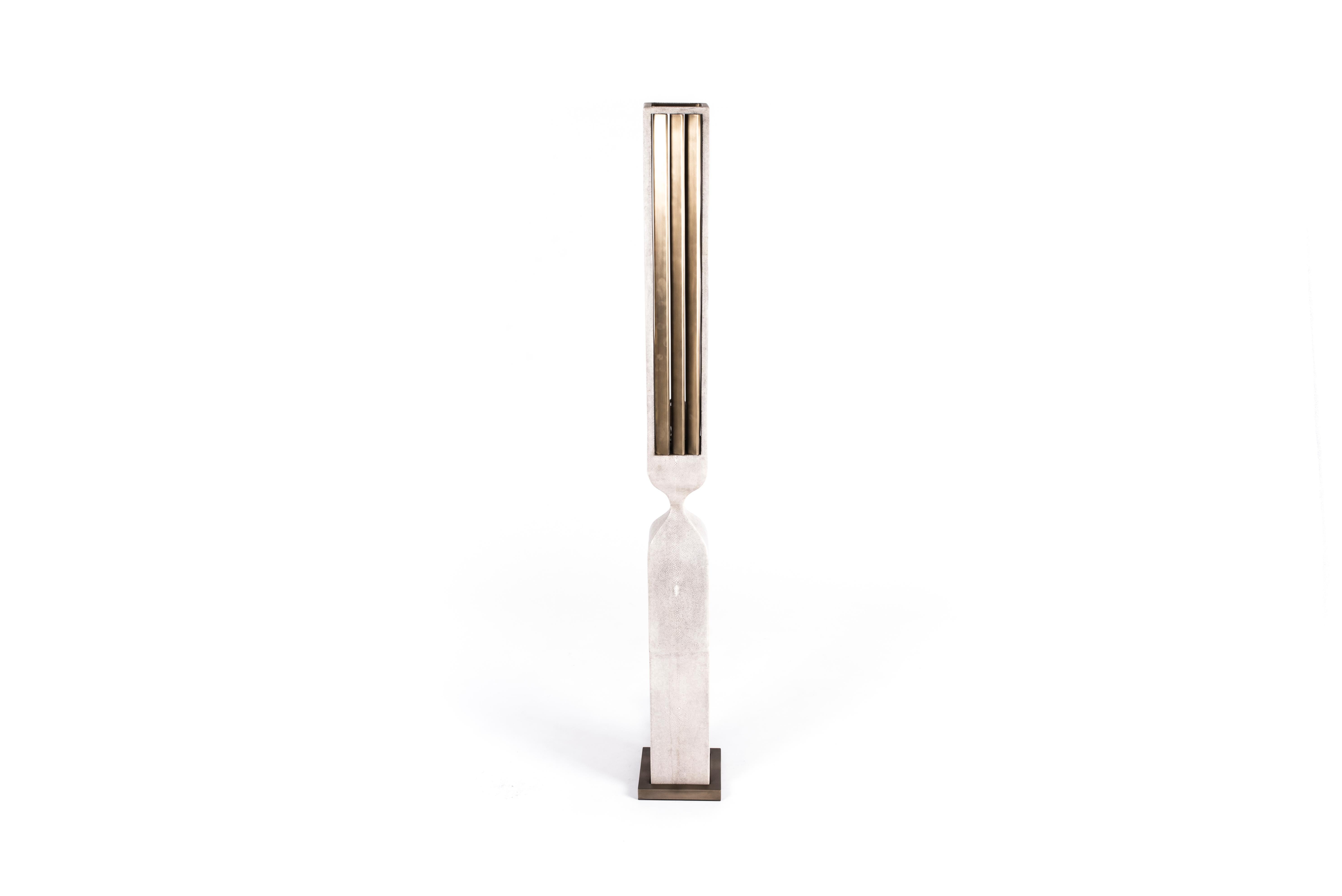 Rhapsody Floor Lamp in Shagreen Bronze-Patina Brass by Patrick Coard Paris For Sale 3