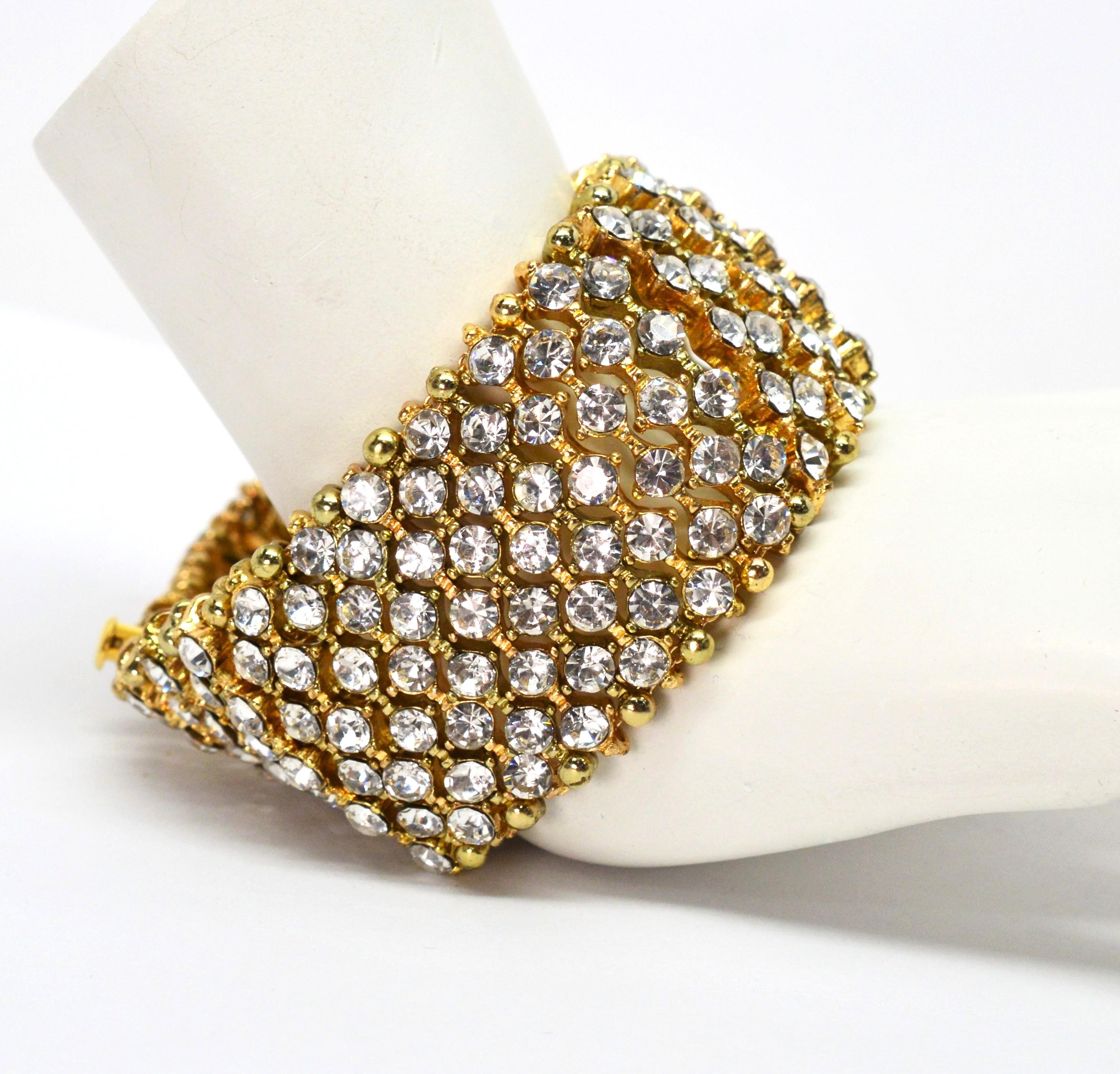 Bracelet à maillons en cristal de strass pour costumes A Link Excellent état - En vente à Mount Kisco, NY